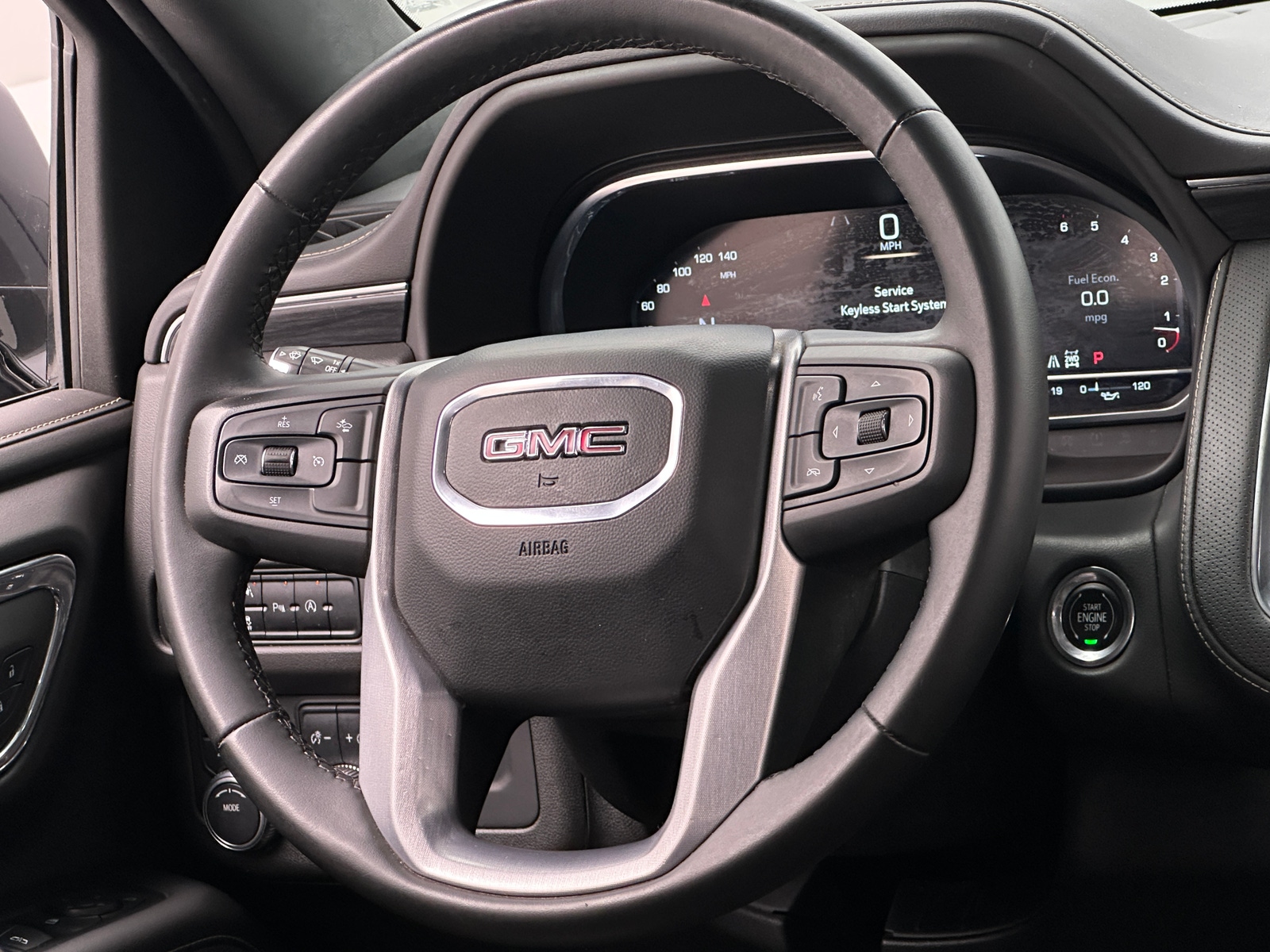 Thumbnail: 2023 GMC Yukon XL - 4