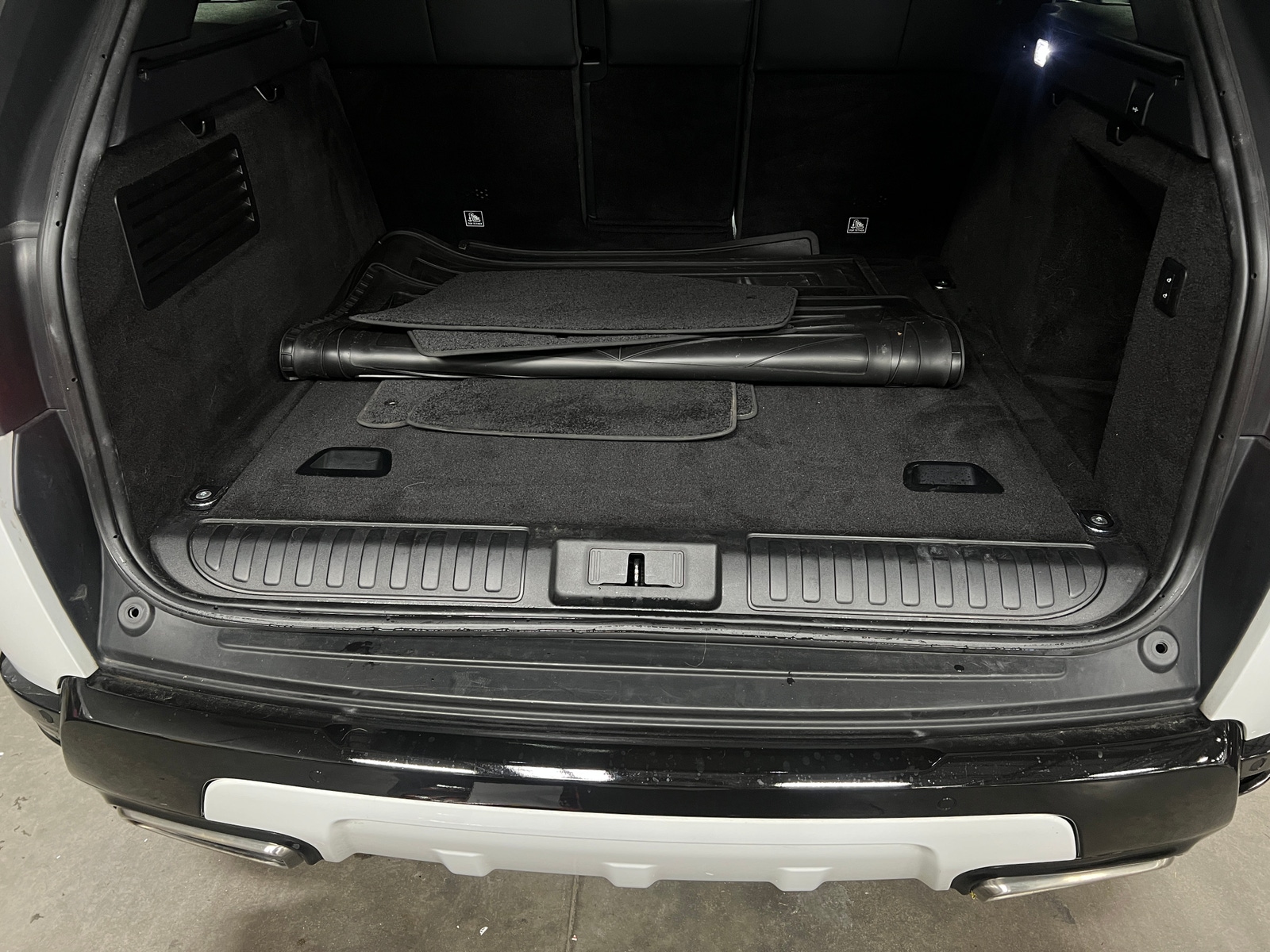 Thumbnail: 2020 Land Rover Range Rover Sport - 6