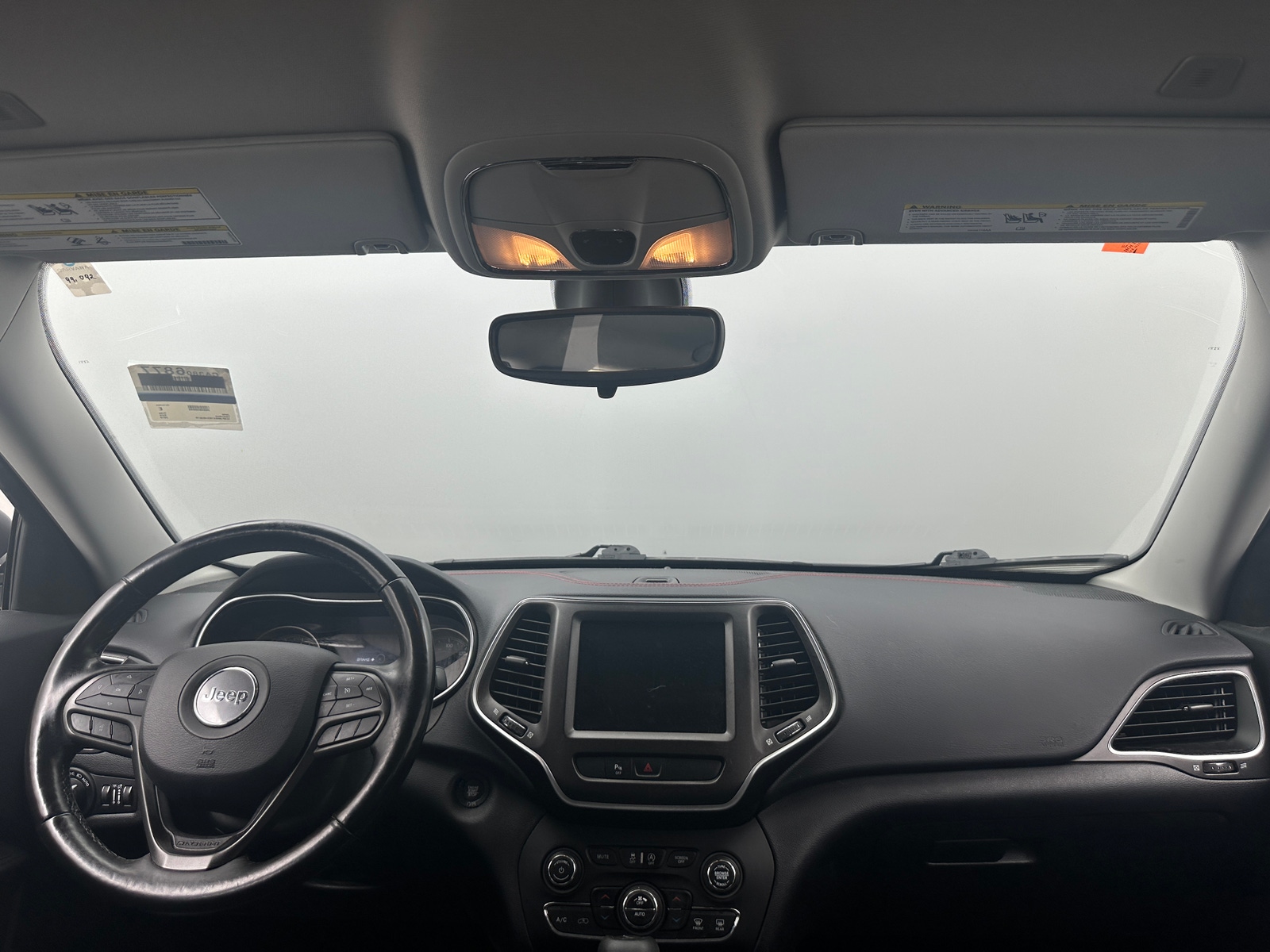 Thumbnail: 2019 Jeep Cherokee - 3