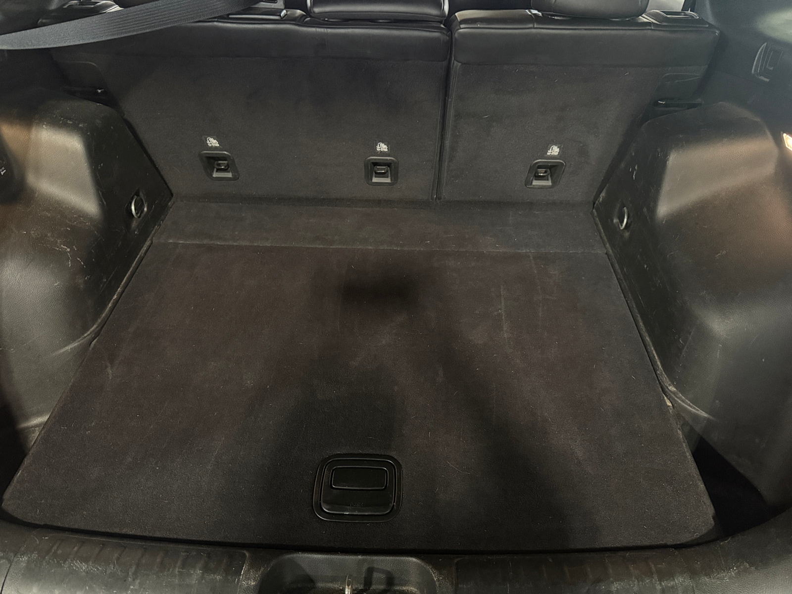 Thumbnail: 2019 Jeep Cherokee - 7