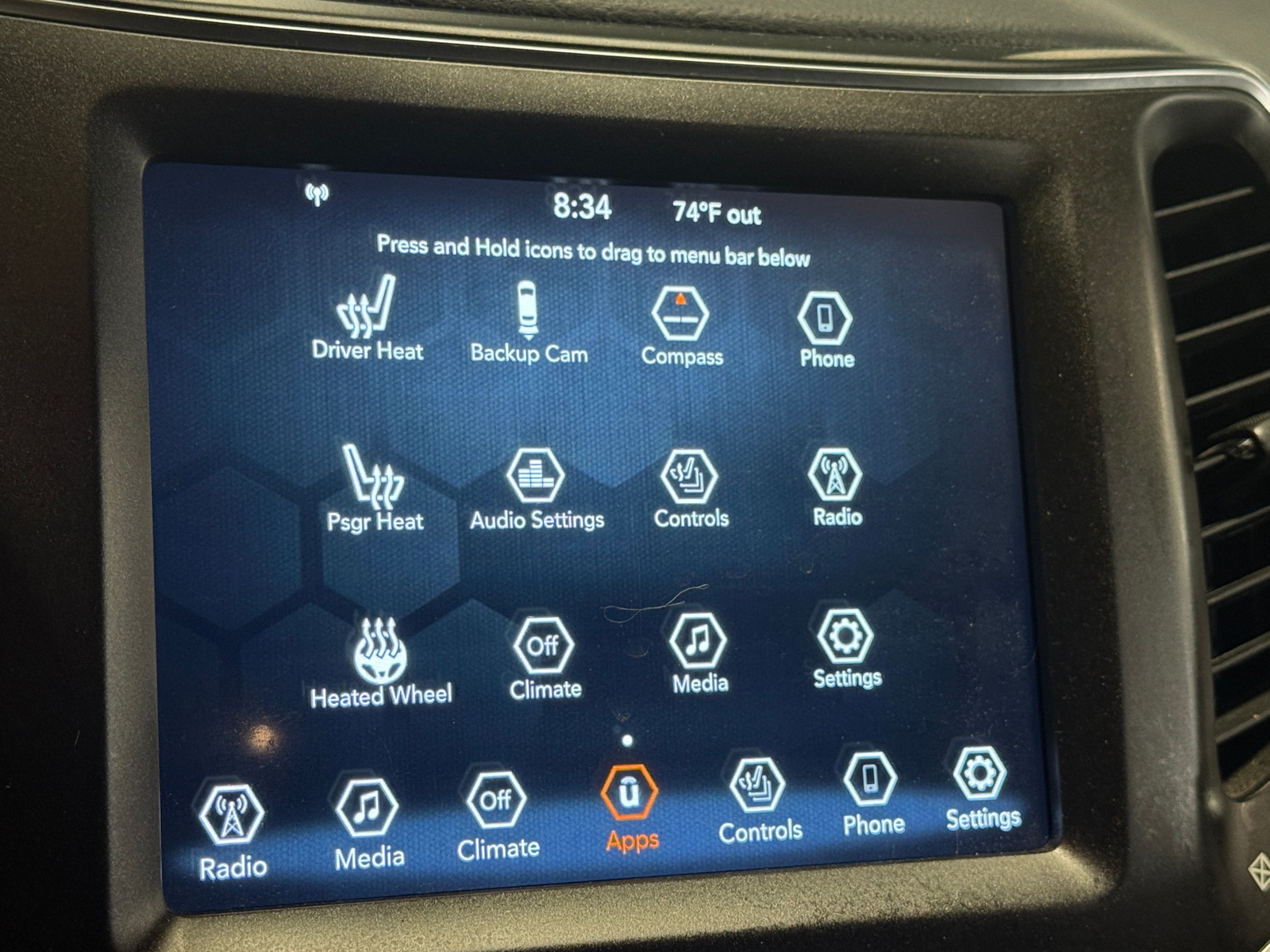 Thumbnail: 2019 Jeep Cherokee - 4