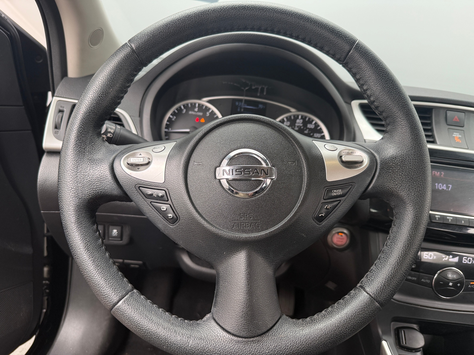 Thumbnail: 2018 Nissan Sentra - 5