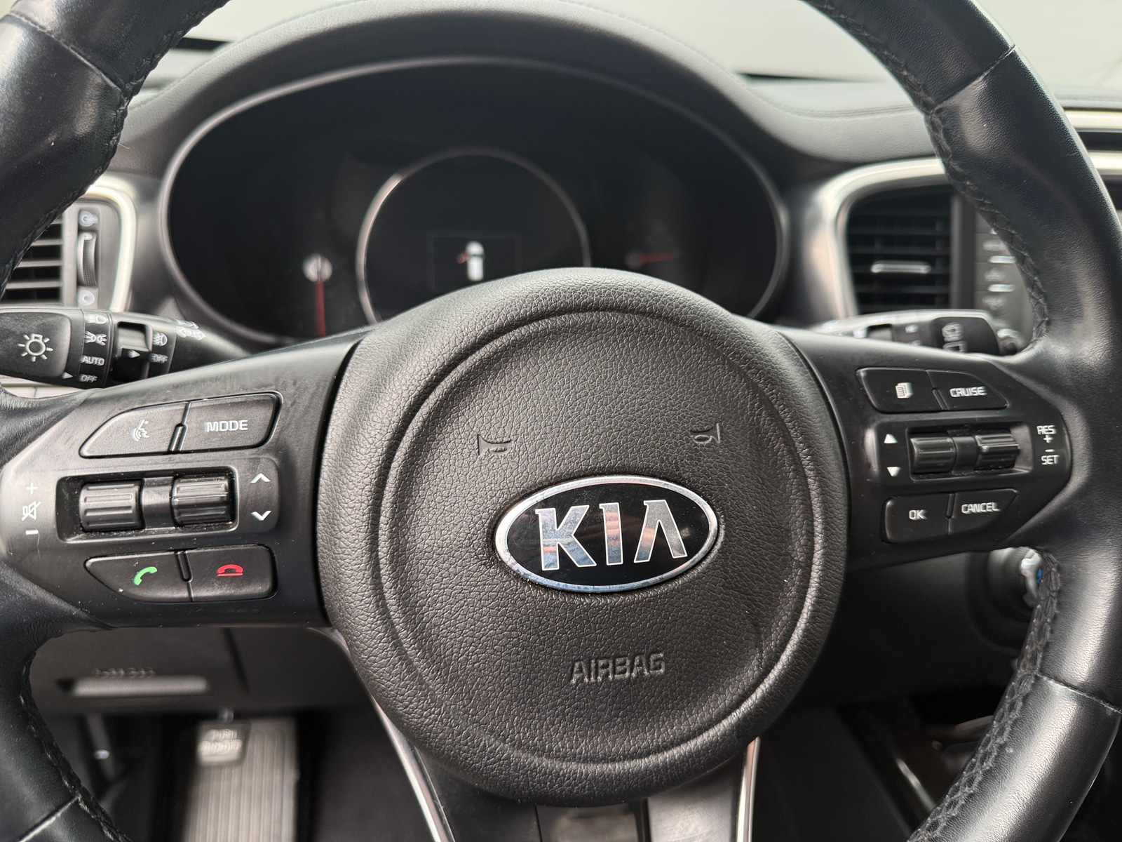 Thumbnail: 2018 Kia Sorento - 4
