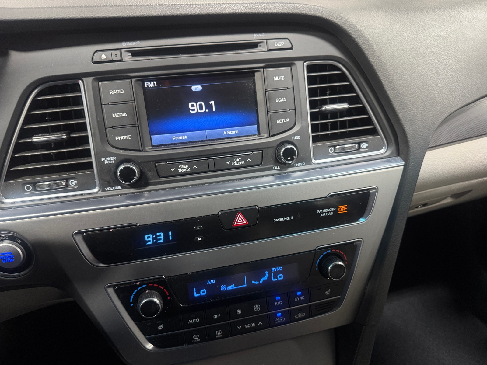 Thumbnail: 2015 Hyundai Sonata - 4