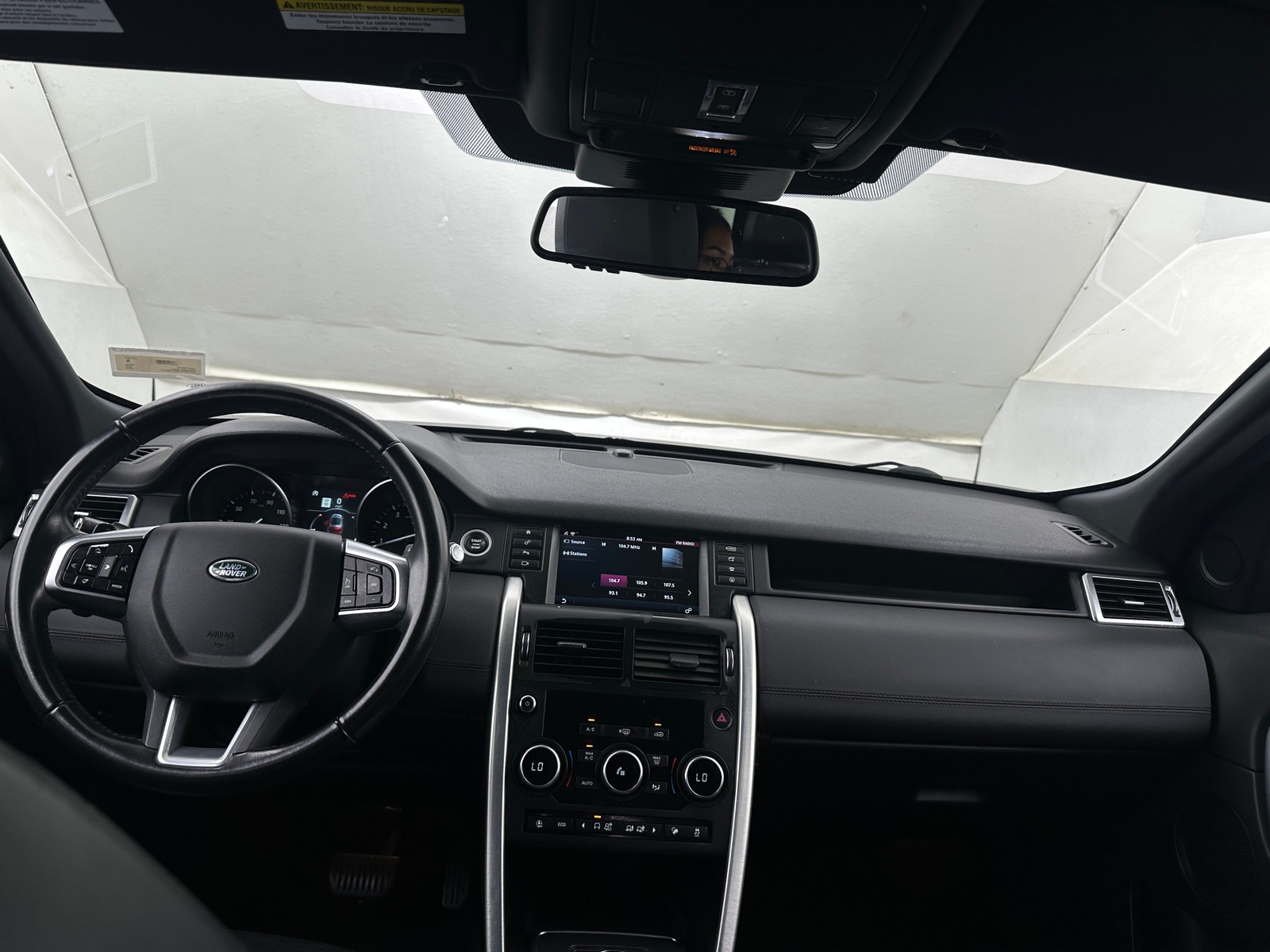 Thumbnail: 2019 Land Rover Discovery Sport - 2