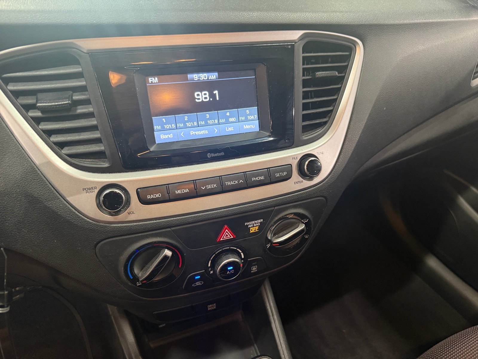 Thumbnail: 2022 Hyundai Accent - 4