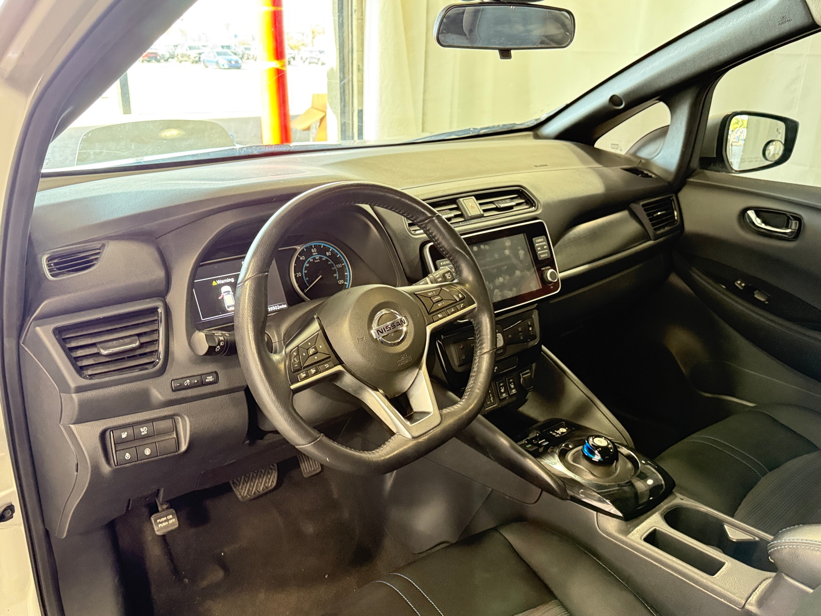 Thumbnail: 2021 Nissan Leaf - 3