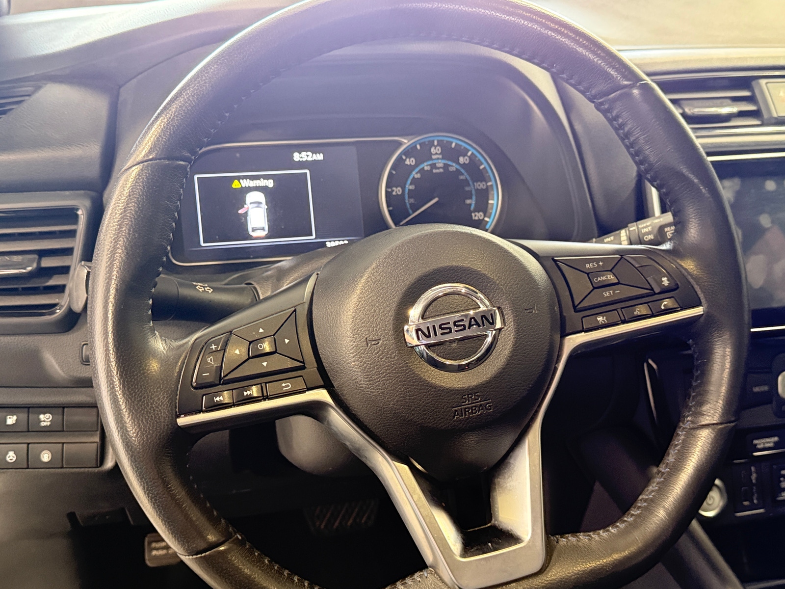 Thumbnail: 2021 Nissan Leaf - 5