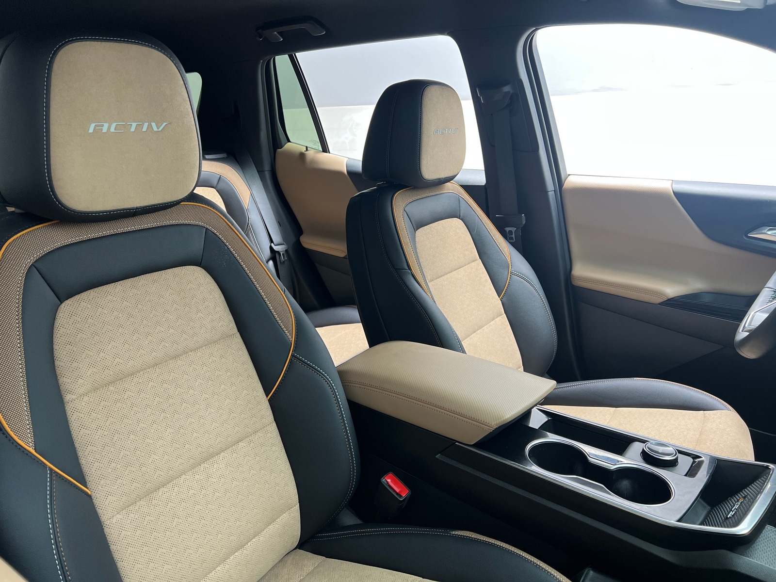 Thumbnail: 2026 Chevrolet Equinox - 2