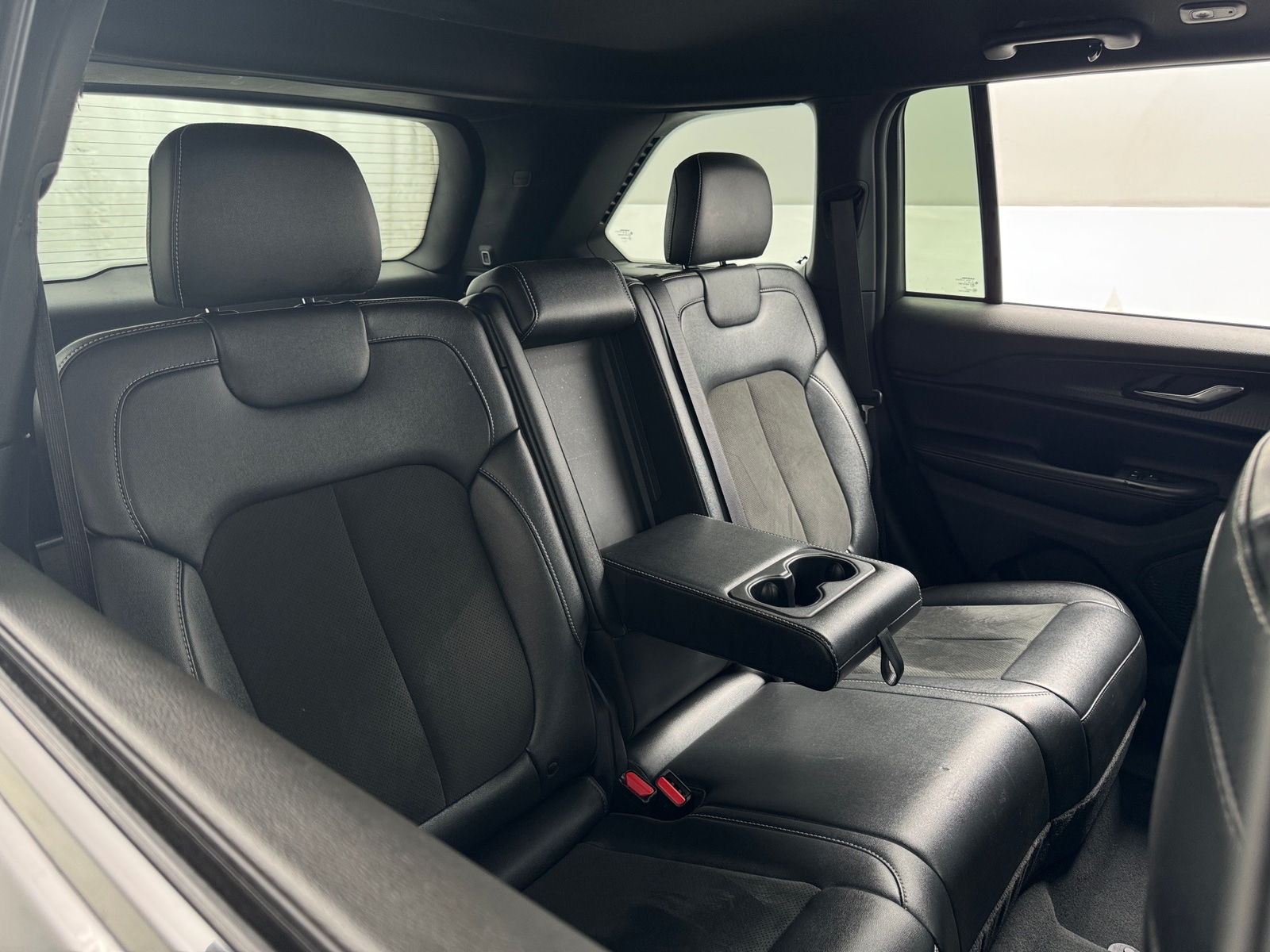 Thumbnail: 2024 Jeep Grand Cherokee - 5
