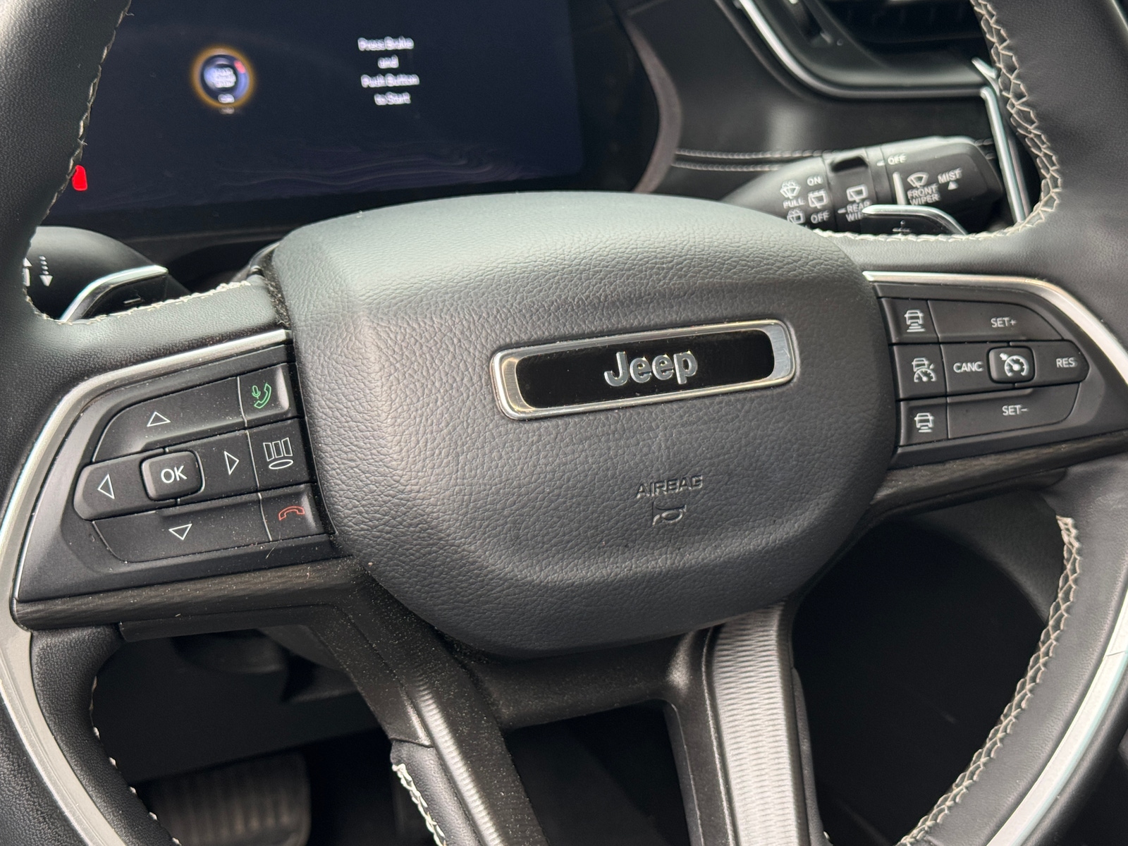 Thumbnail: 2024 Jeep Grand Cherokee - 4