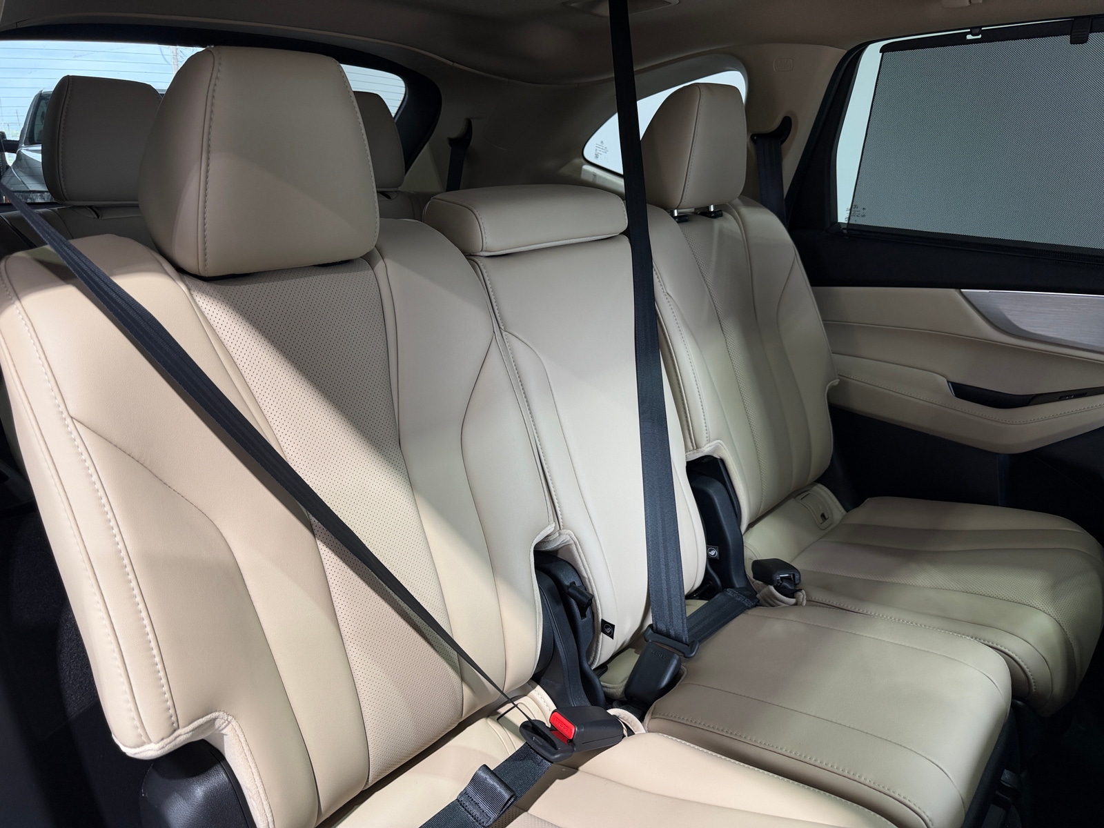 Thumbnail: 2024 Acura MDX - 5