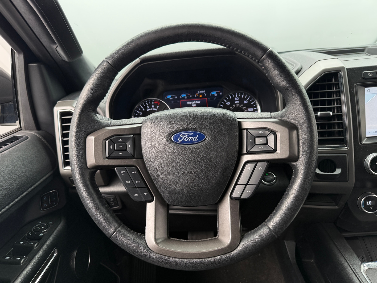 Thumbnail: 2020 Ford Expedition - 4