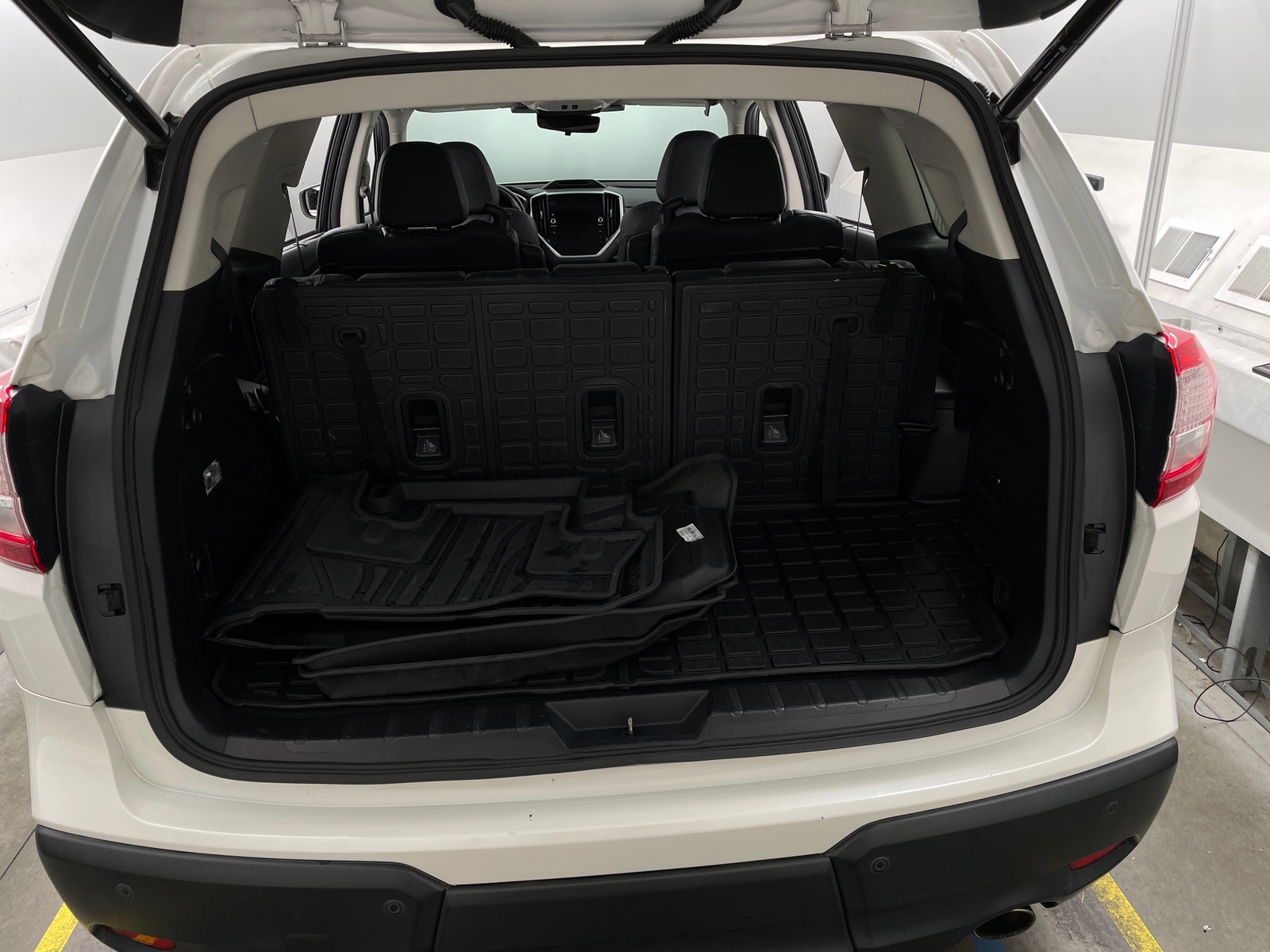 Thumbnail: 2023 Subaru Ascent - 6