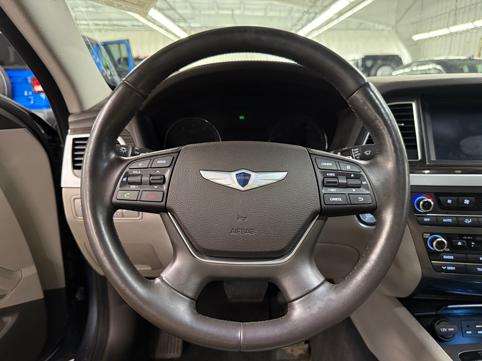 Thumbnail: 2015 Hyundai Genesis - 4