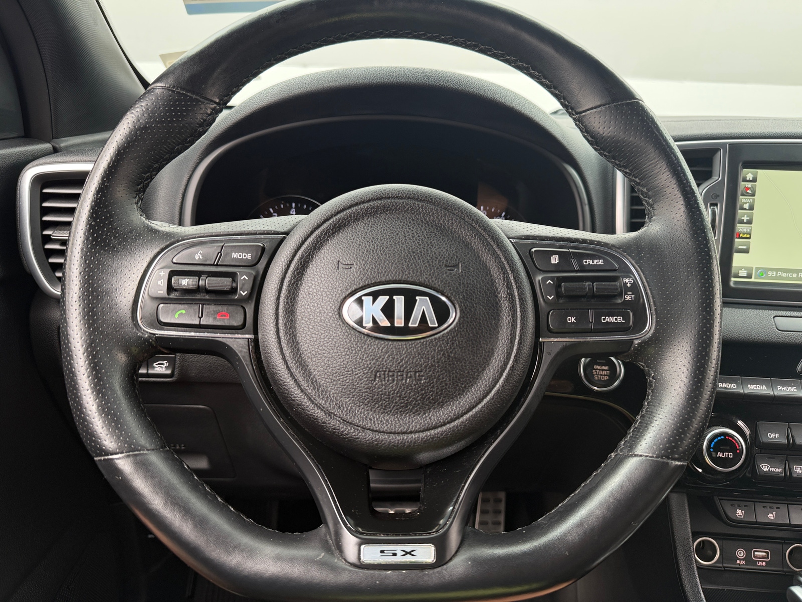Thumbnail: 2017 Kia Sportage - 4