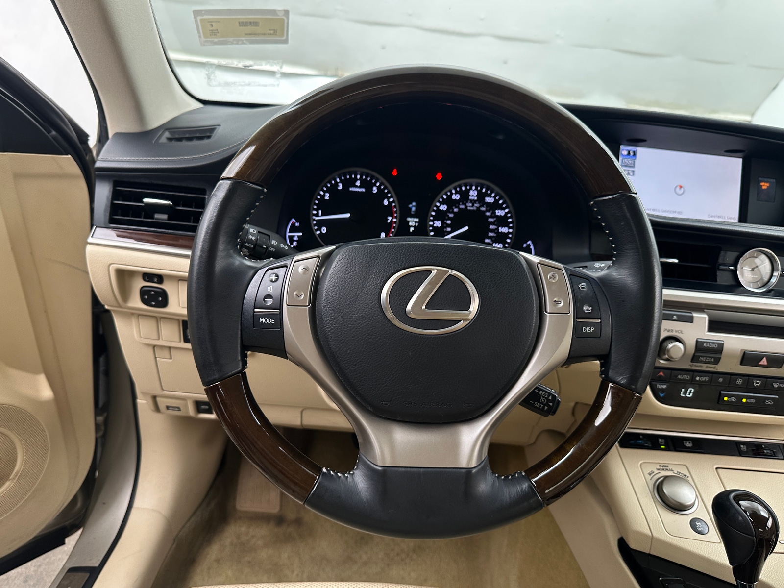 Thumbnail: 2013 Lexus ES - 4