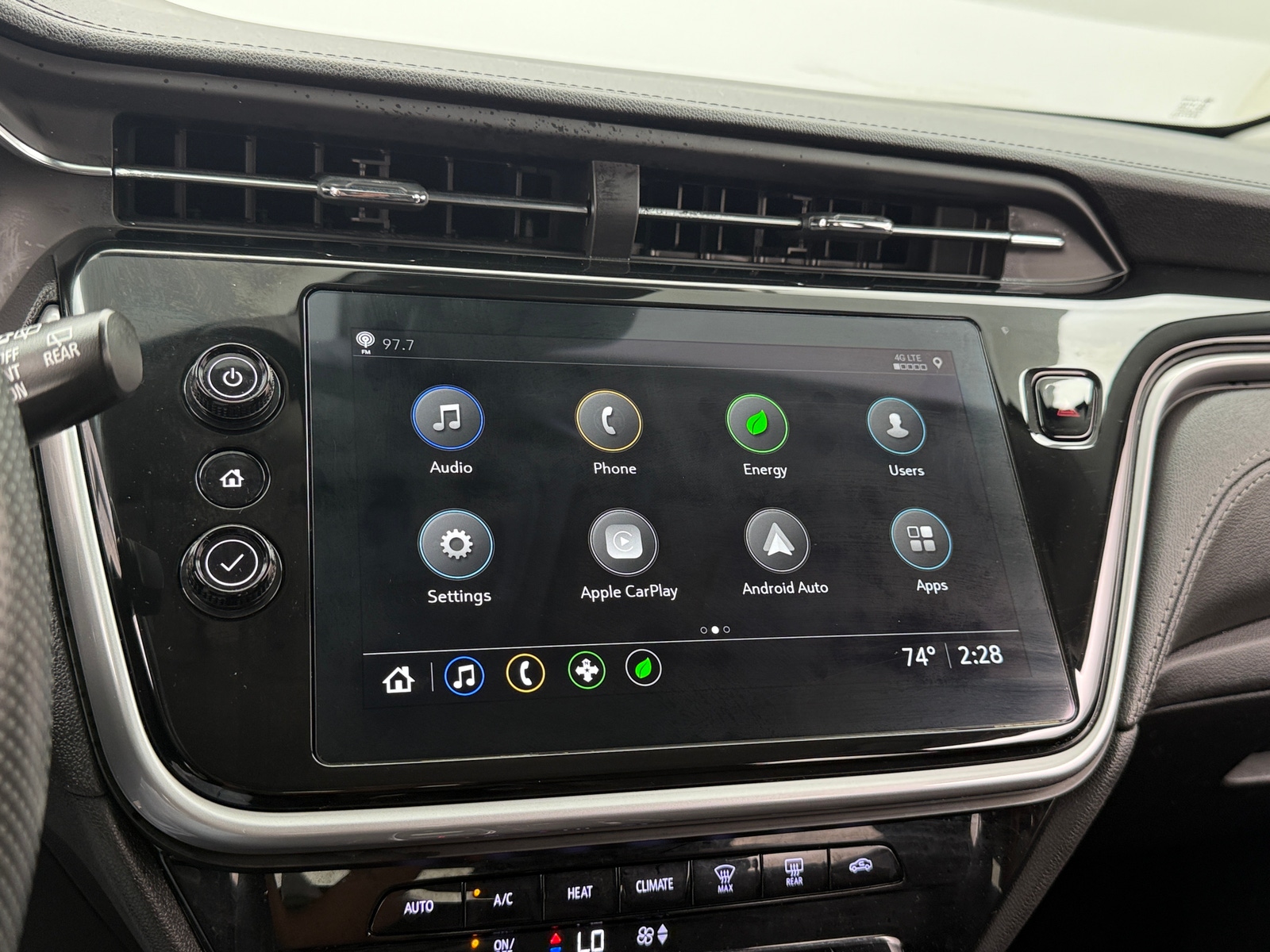 Thumbnail: 2023 Chevrolet Bolt EUV - 4
