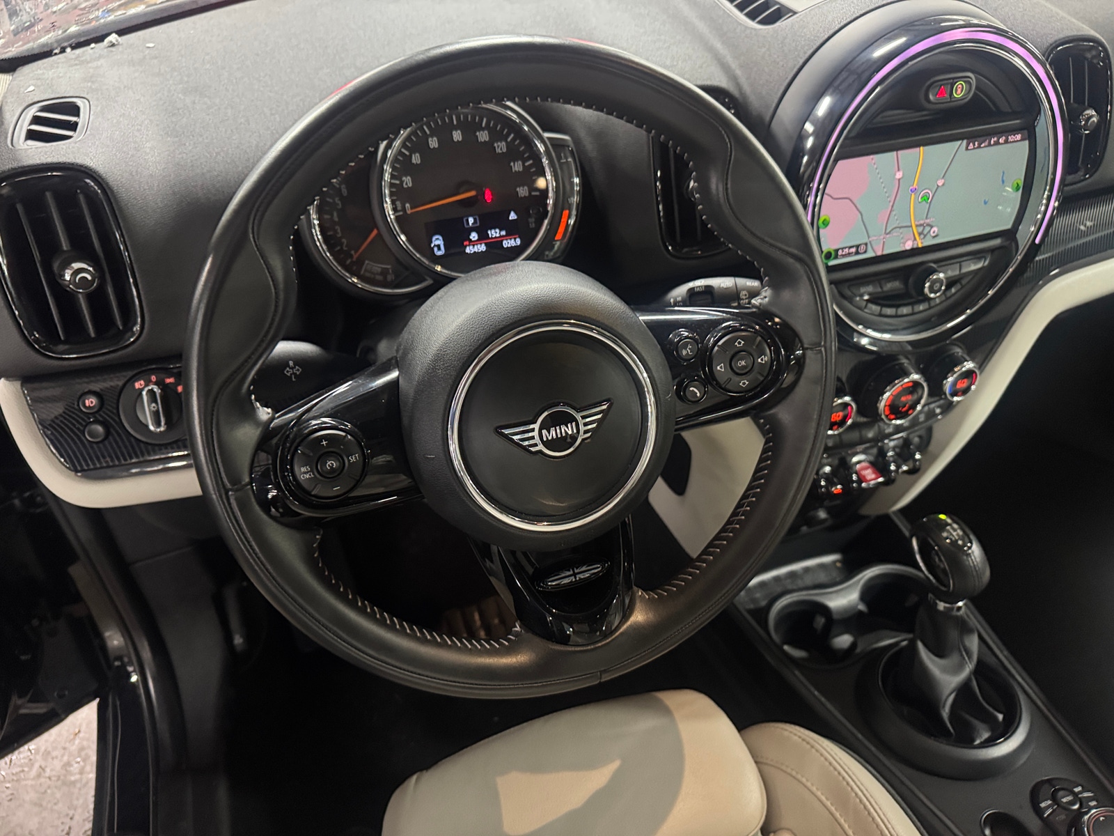 Thumbnail: 2019 MINI Cooper Countryman - 4
