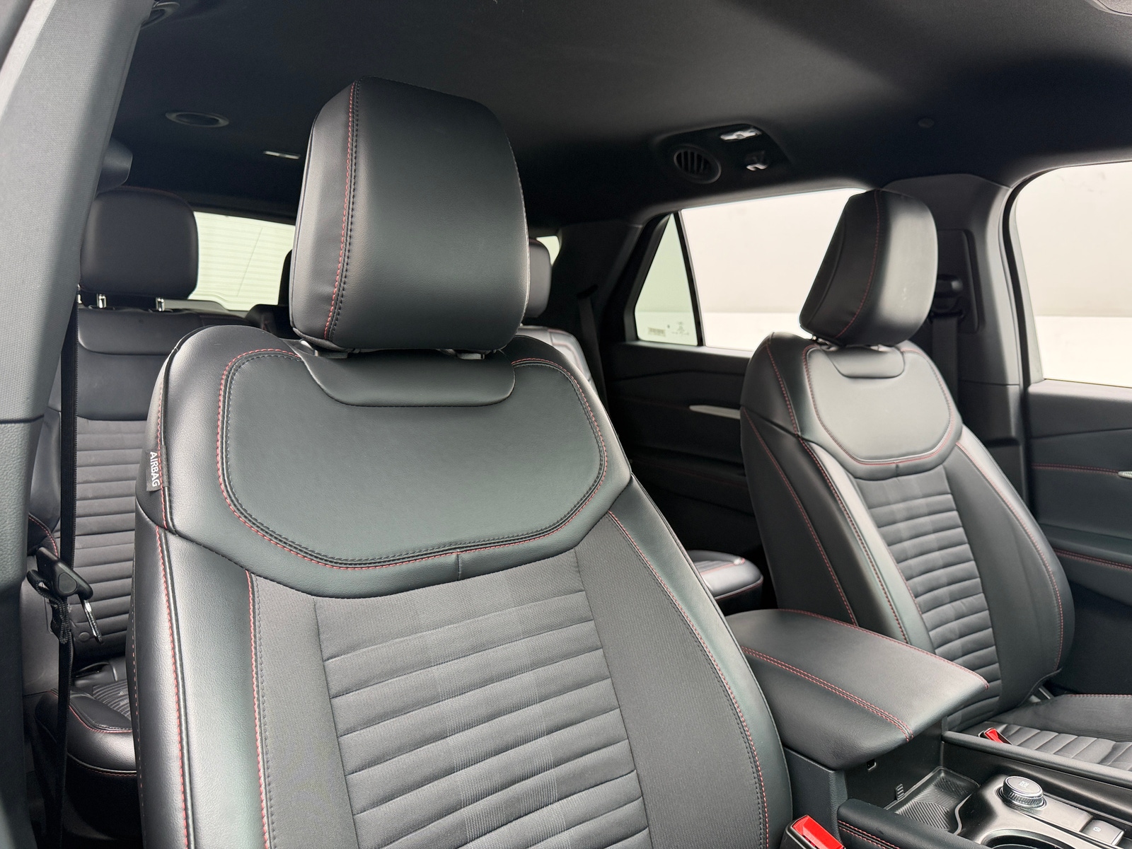 Thumbnail: 2025 Ford Explorer - 2