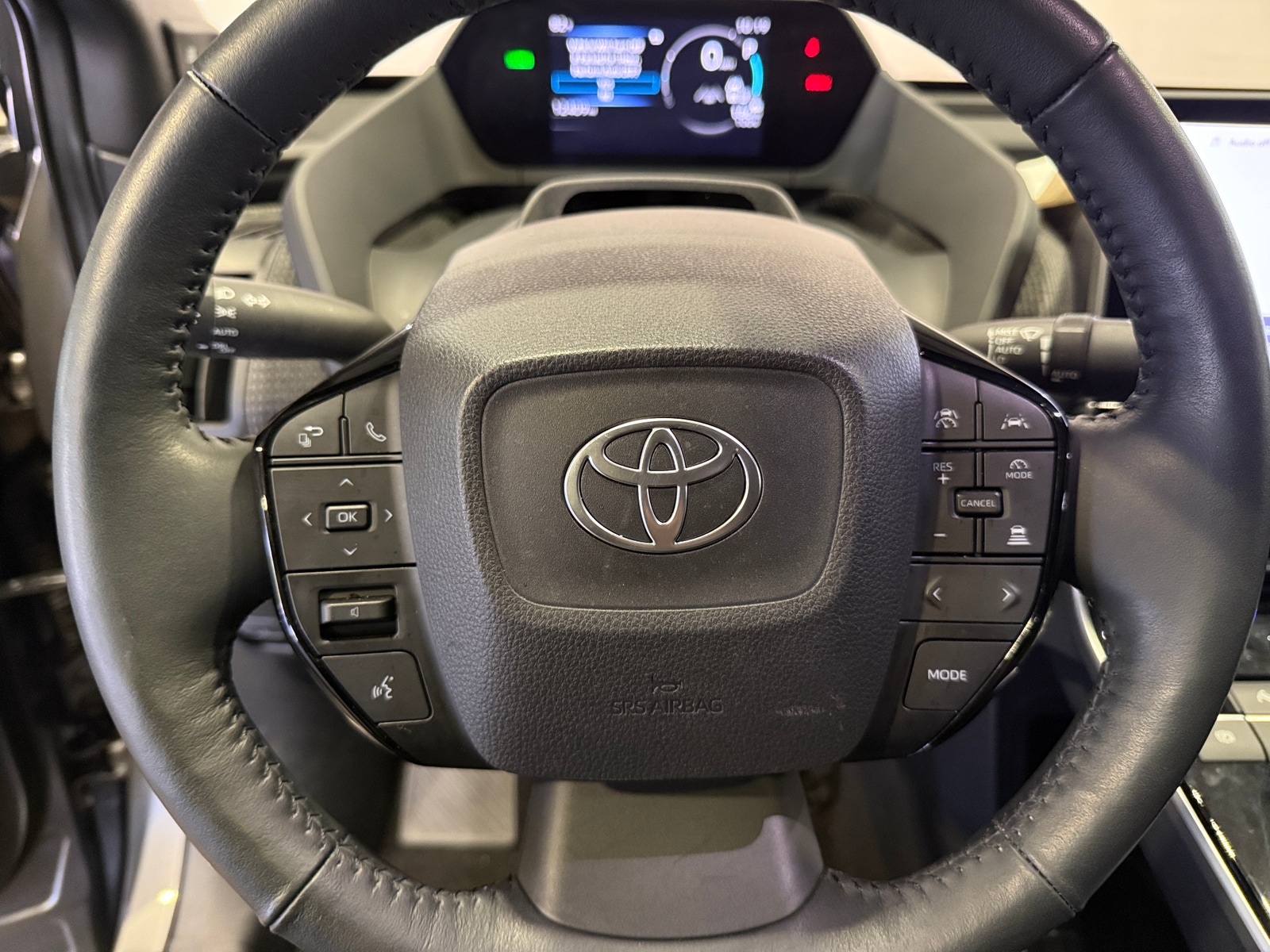 Thumbnail: 2025 Toyota bZ4X - 4