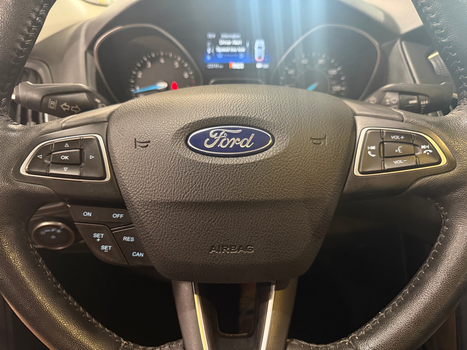 Thumbnail: 2018 Ford Focus - 4