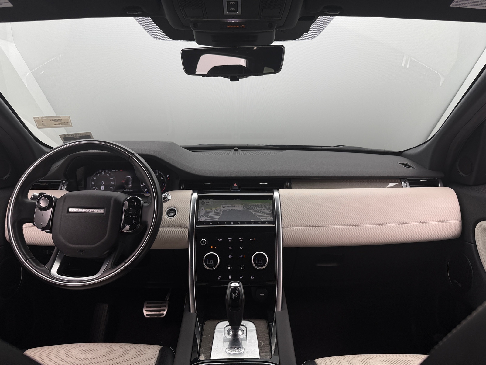 Thumbnail: 2020 Land Rover Discovery Sport - 2