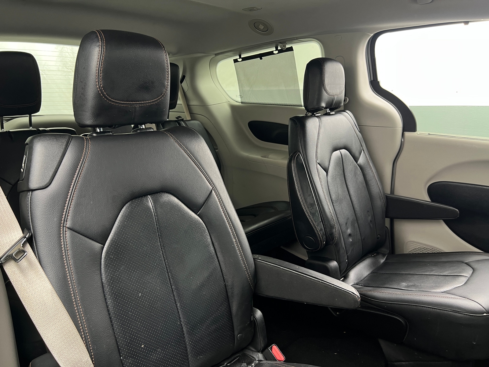 Thumbnail: 2018 Chrysler Pacifica - 5