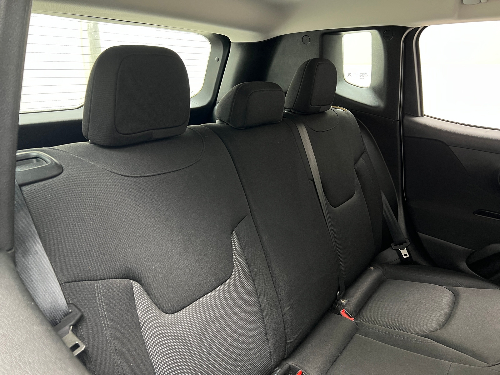 Thumbnail: 2021 Jeep Renegade - 6