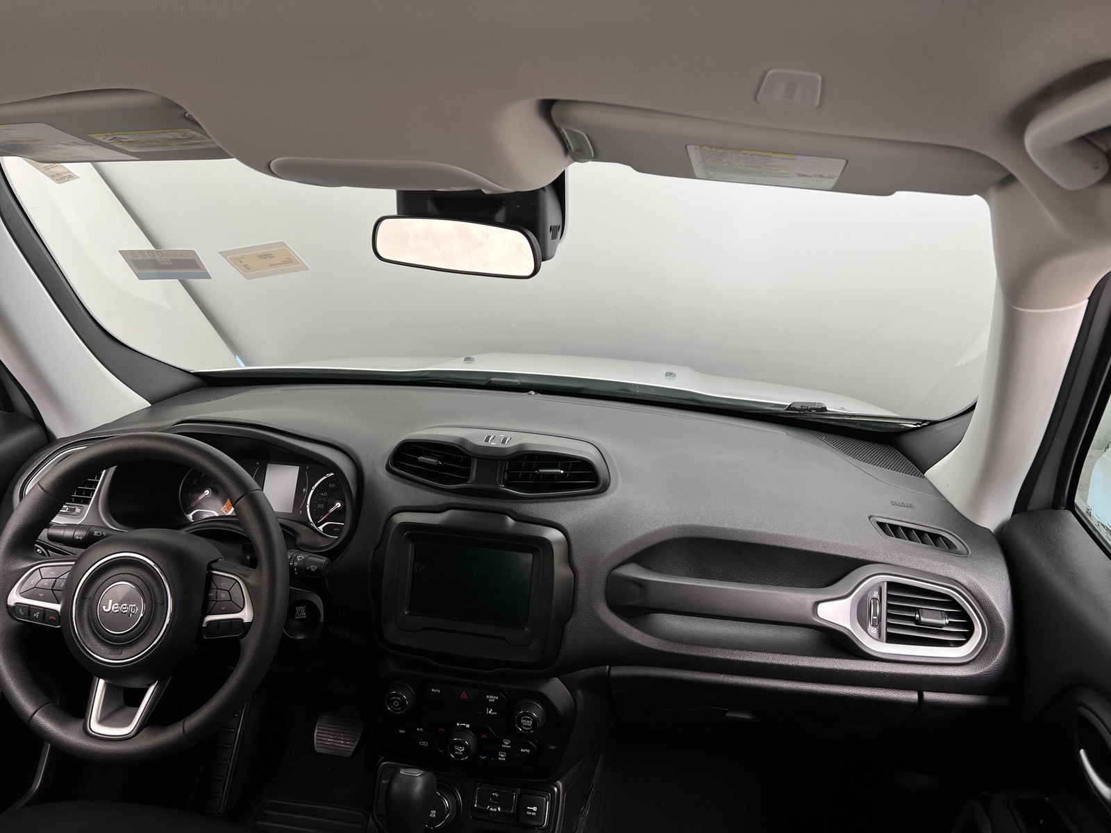 Thumbnail: 2021 Jeep Renegade - 3