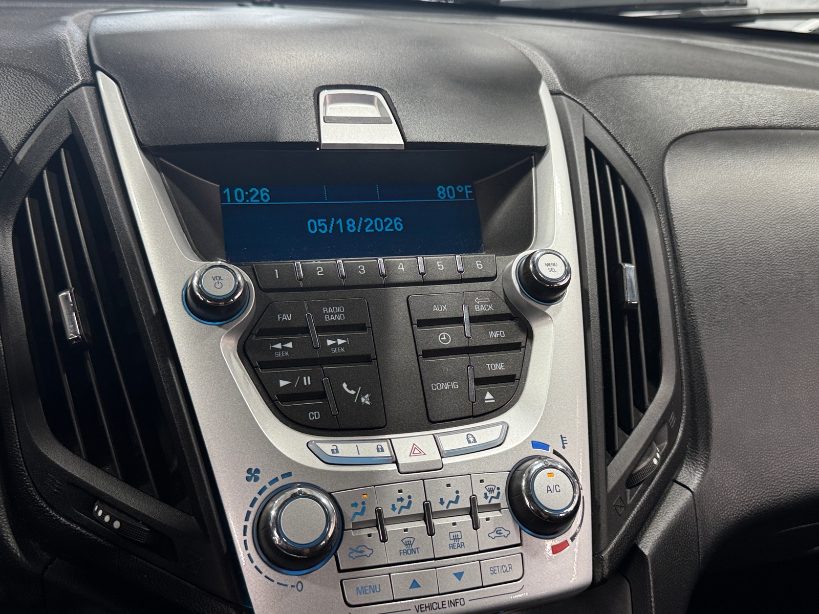 Thumbnail: 2014 Chevrolet Equinox - 4