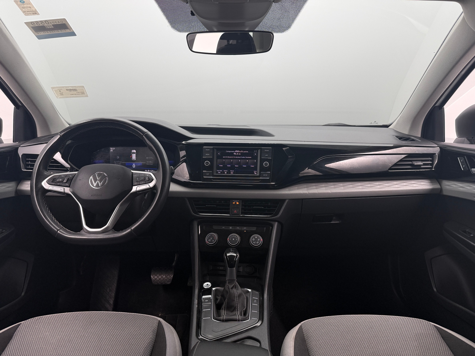 Thumbnail: 2023 Volkswagen Taos - 3