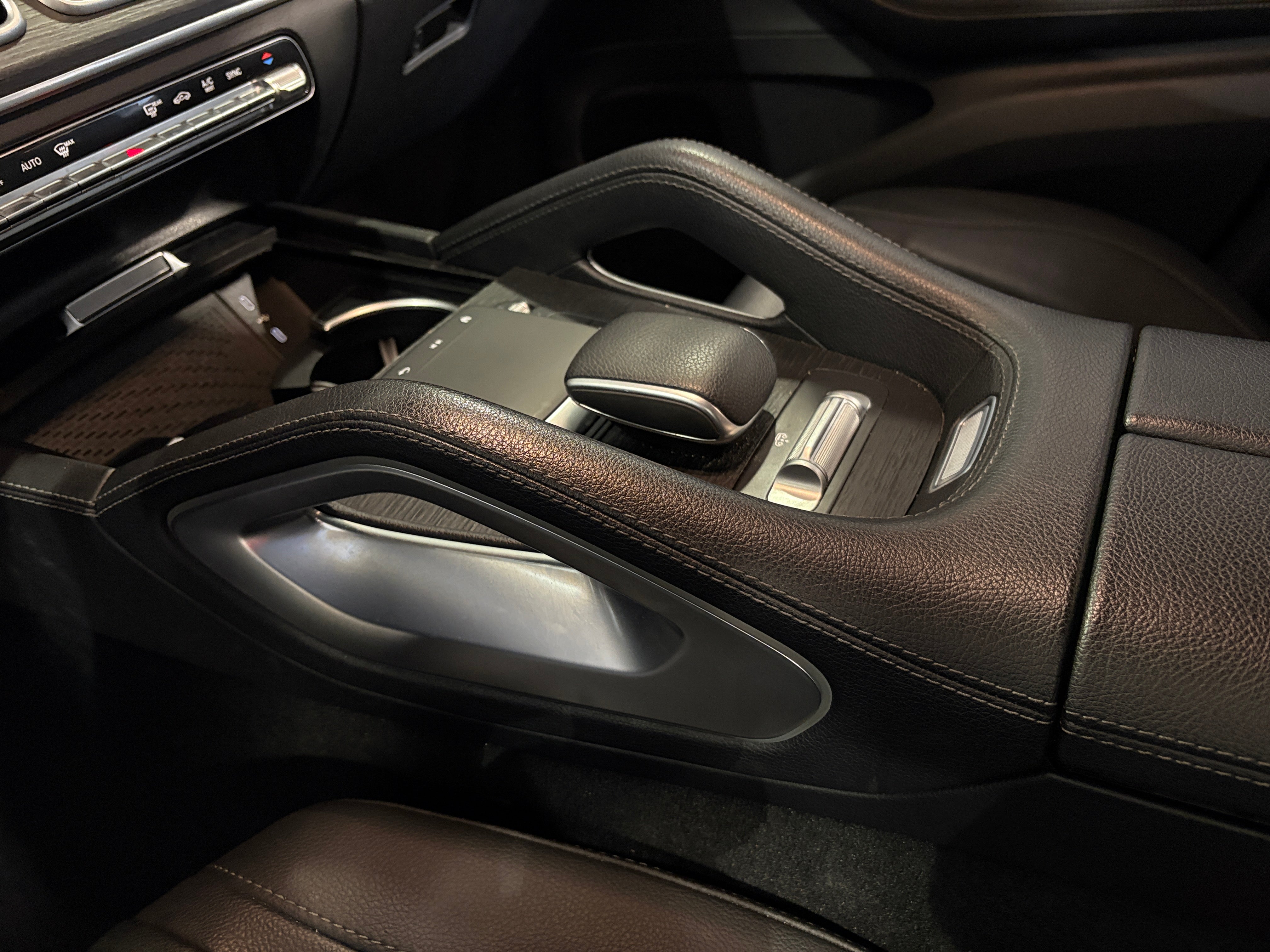 2024 Mercedes-Benz GLS Base