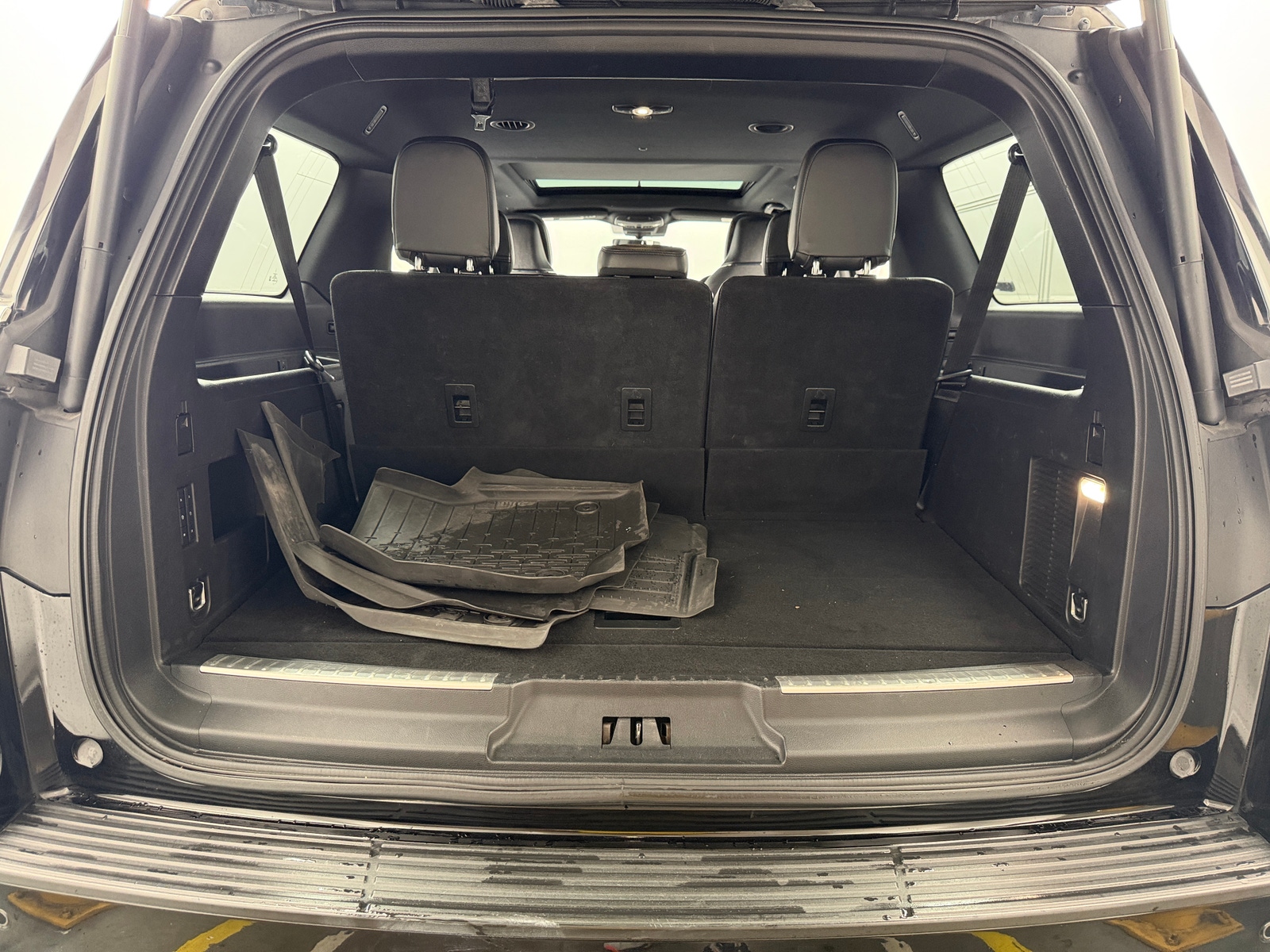 Thumbnail: 2018 Lincoln Navigator L - 6