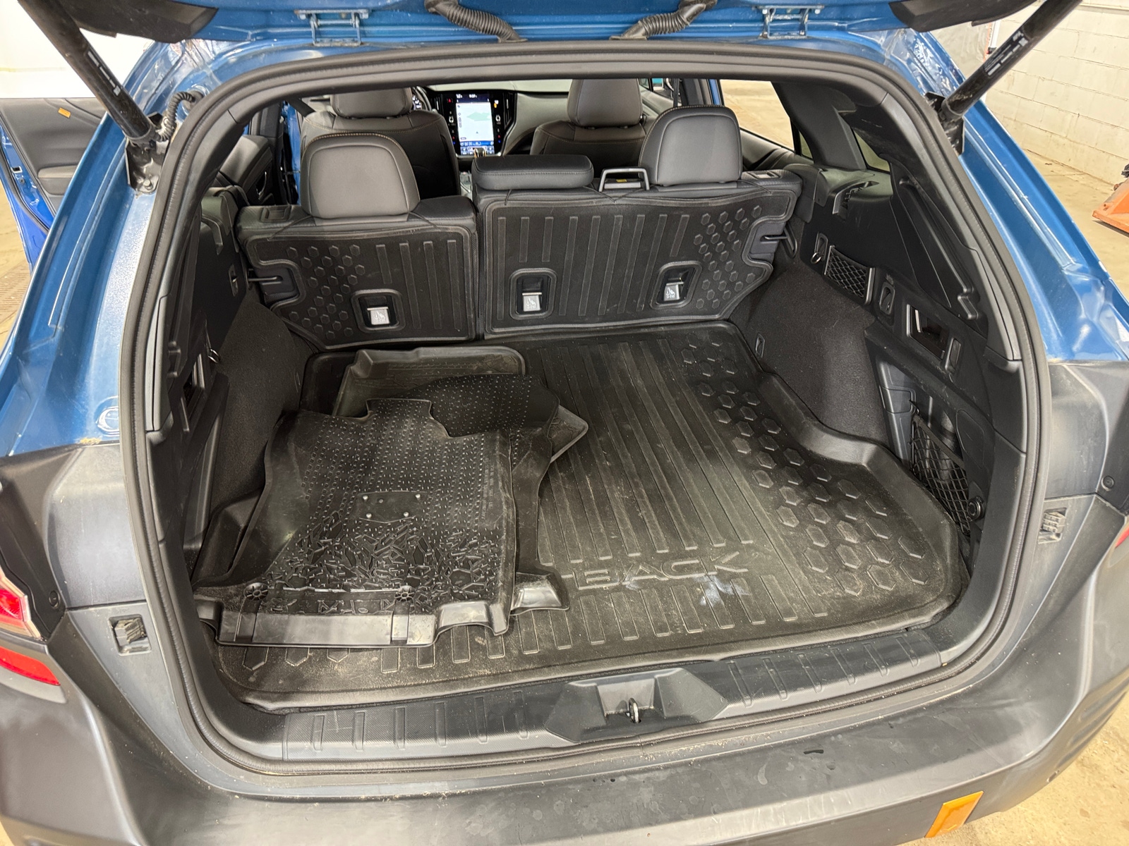 Thumbnail: 2022 Subaru Outback - 6