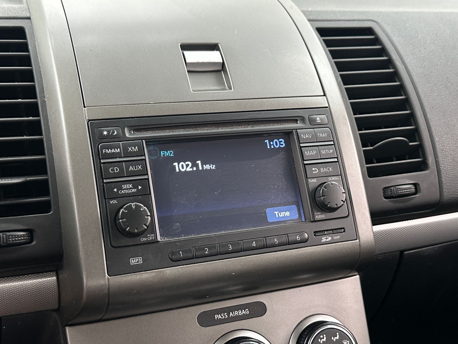 Thumbnail: 2012 Nissan Sentra - 4