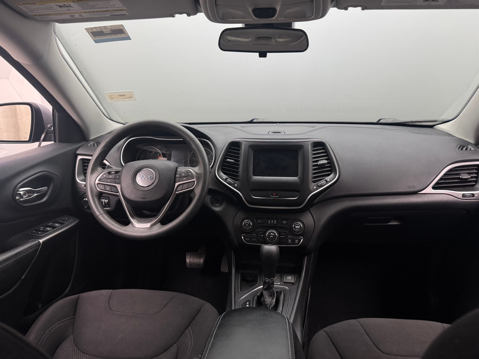 Thumbnail: 2020 Jeep Cherokee - 3