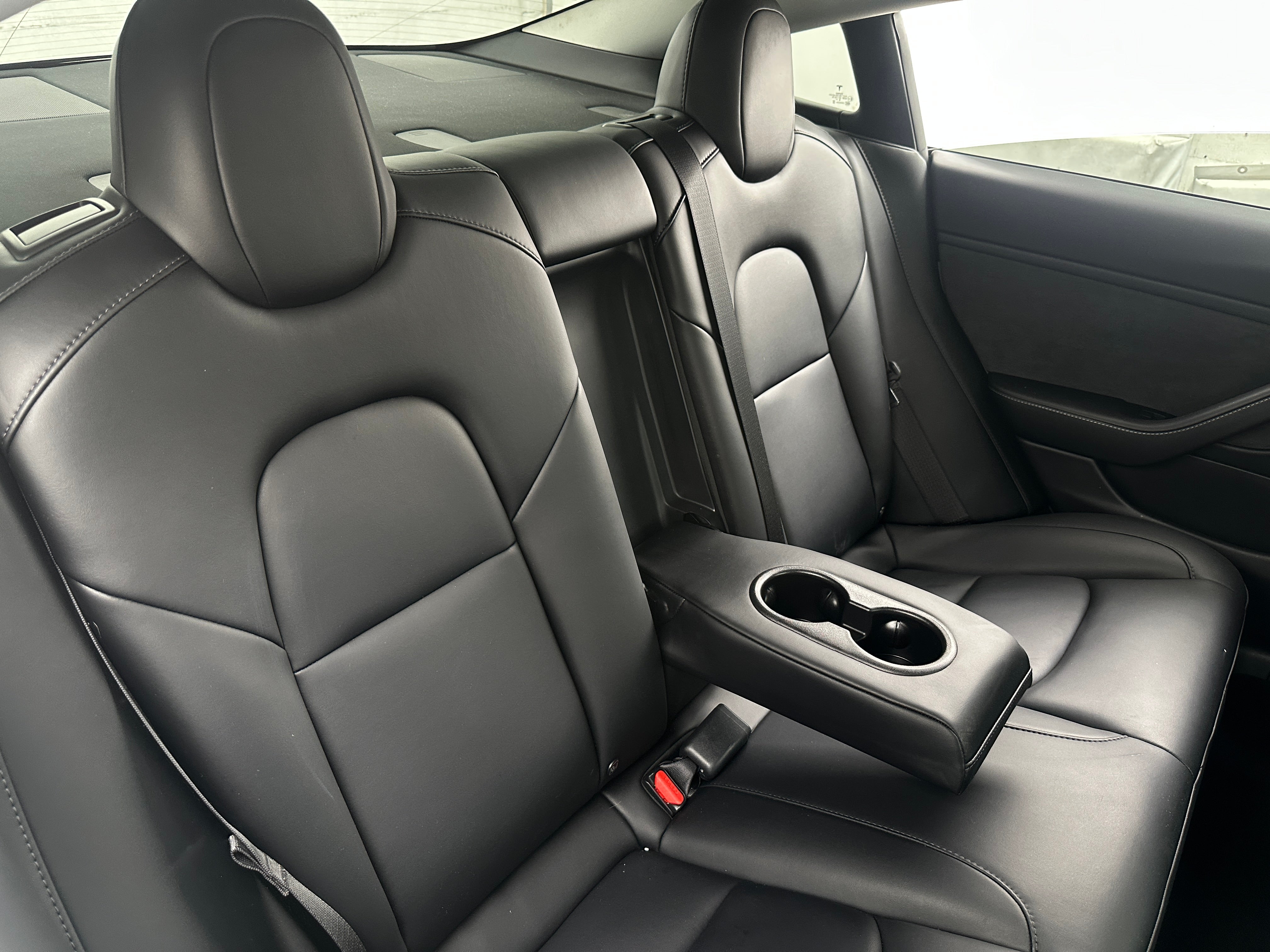 Used 2021 Tesla Model 3 Base with VIN 5YJ3E1EB7MF928233 for sale in Oak Creek, WI