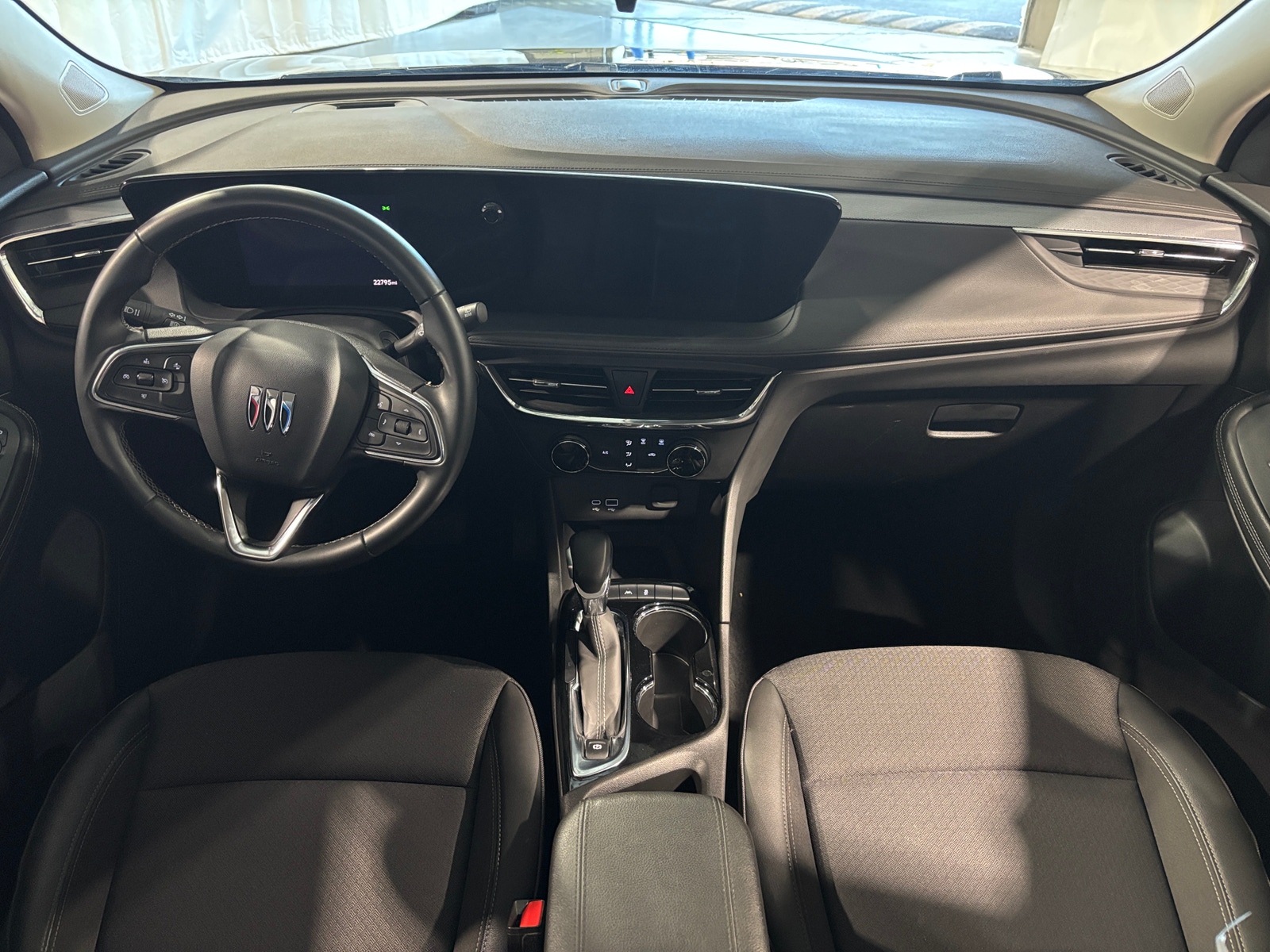 Thumbnail: 2025 Buick Encore GX - 2