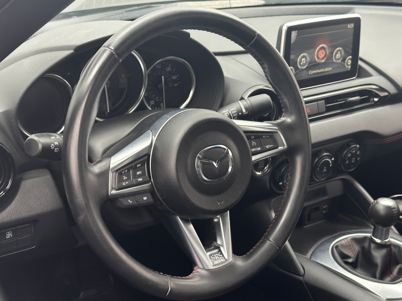 Thumbnail: 2016 Mazda MX-5 Miata - 5