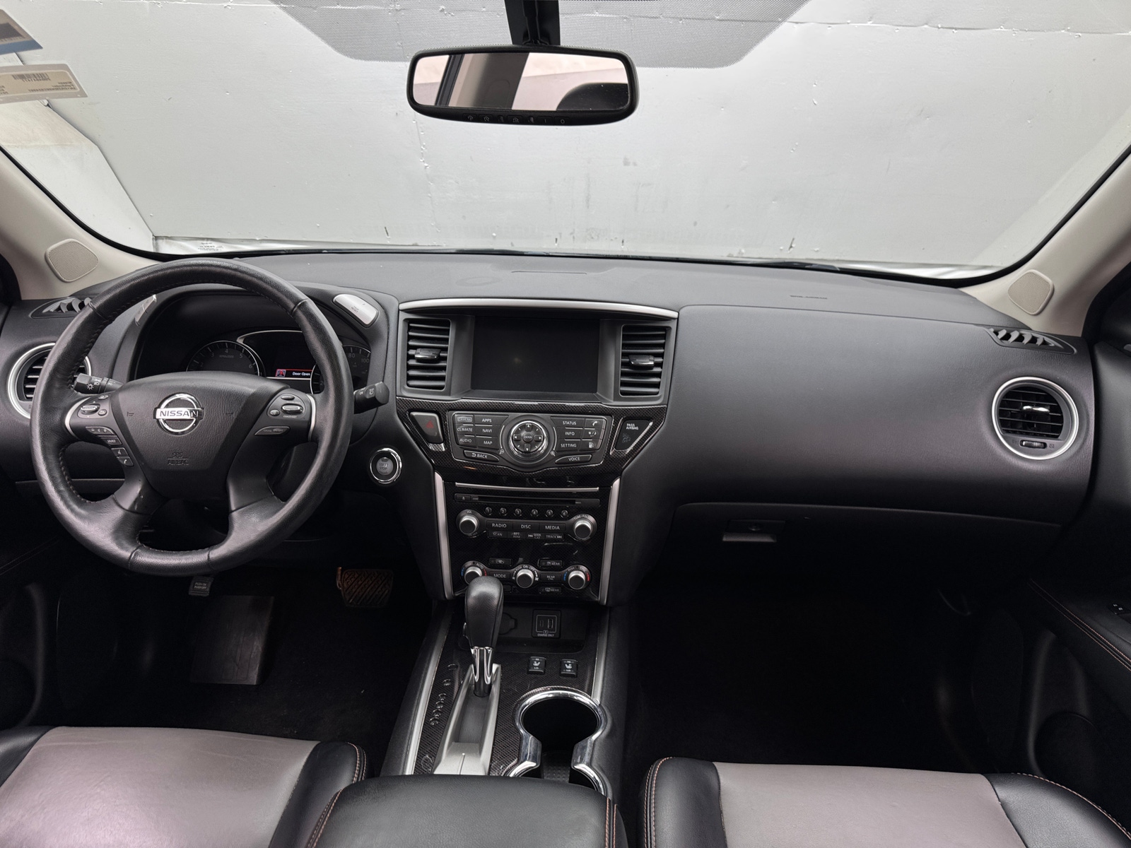 Thumbnail: 2019 Nissan Pathfinder - 2