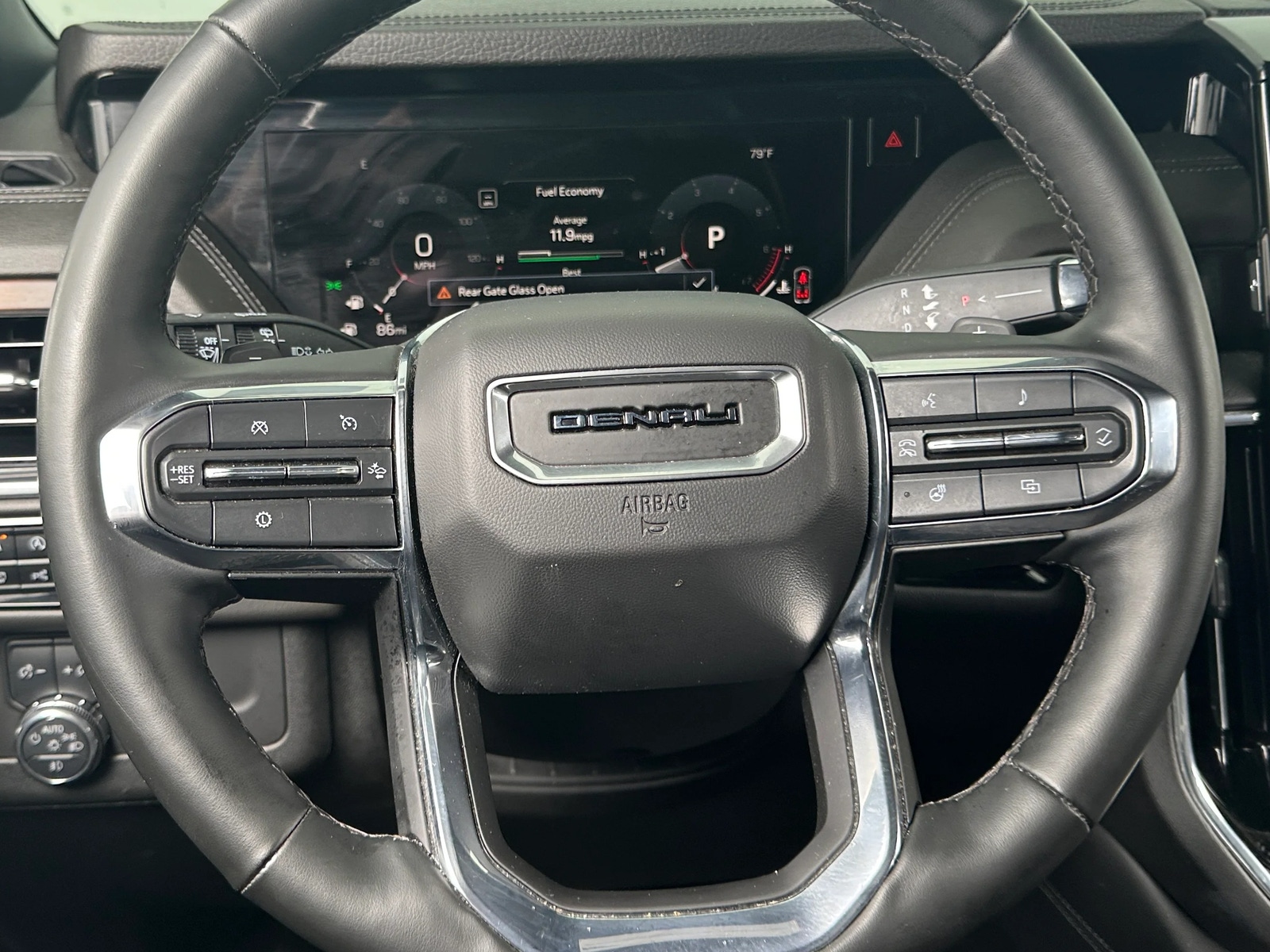 Thumbnail: 2025 GMC Yukon - 4