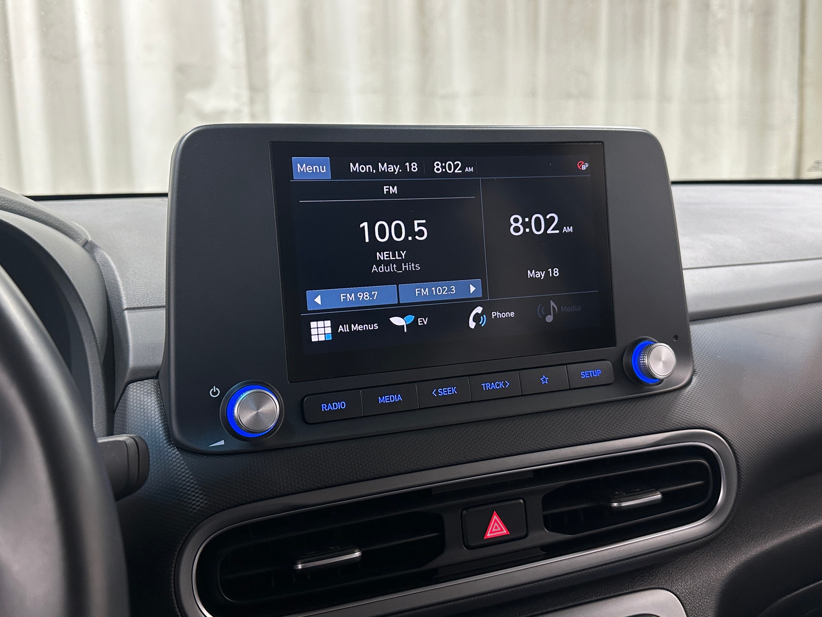 Thumbnail: 2022 Hyundai Kona - 4