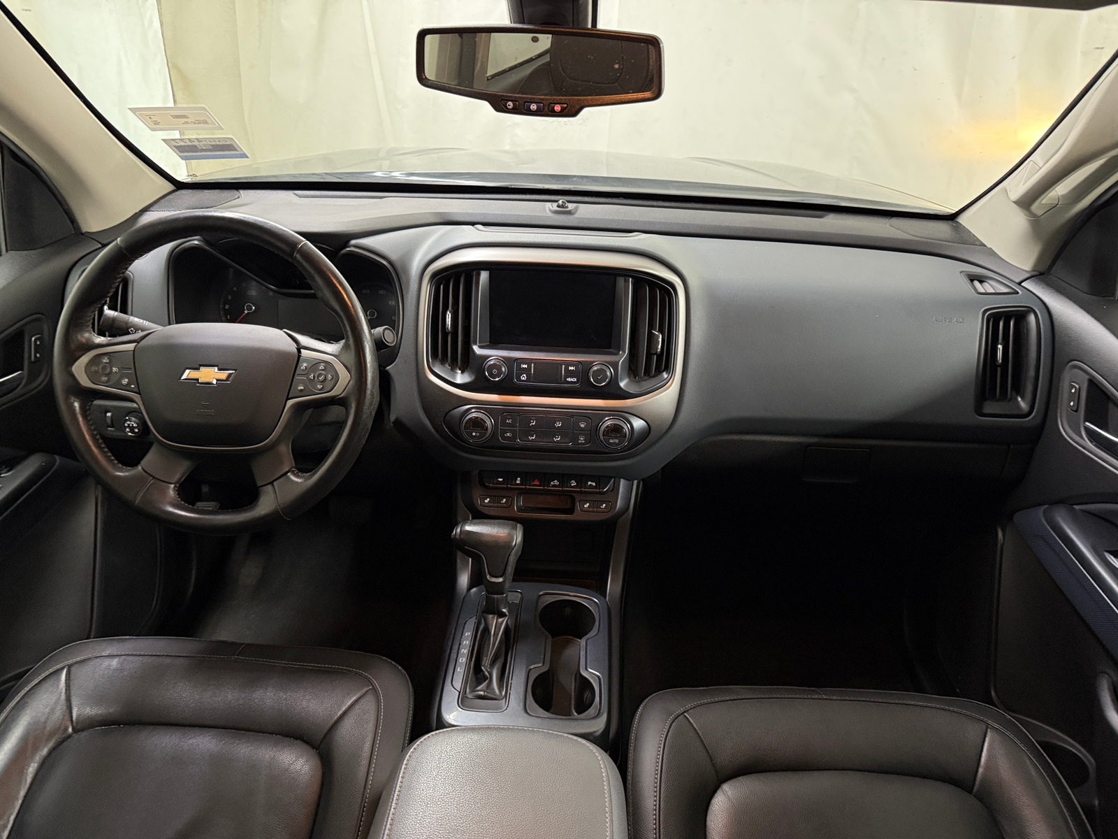 Thumbnail: 2020 Chevrolet Colorado - 3