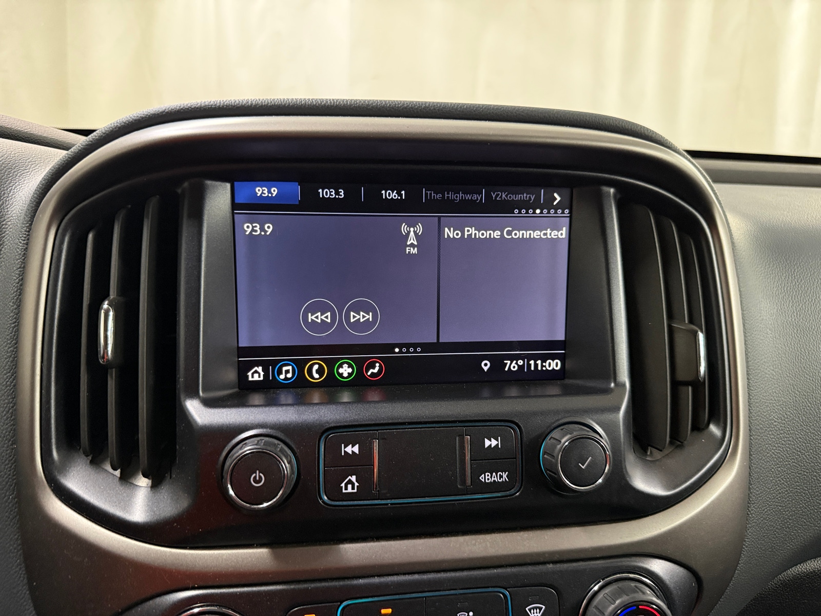 Thumbnail: 2020 Chevrolet Colorado - 4