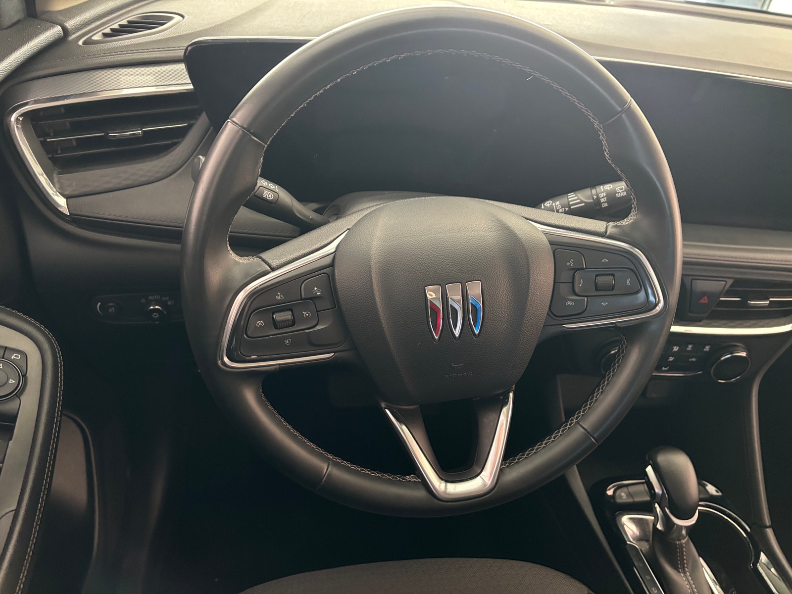 Thumbnail: 2025 Buick Encore GX - 4