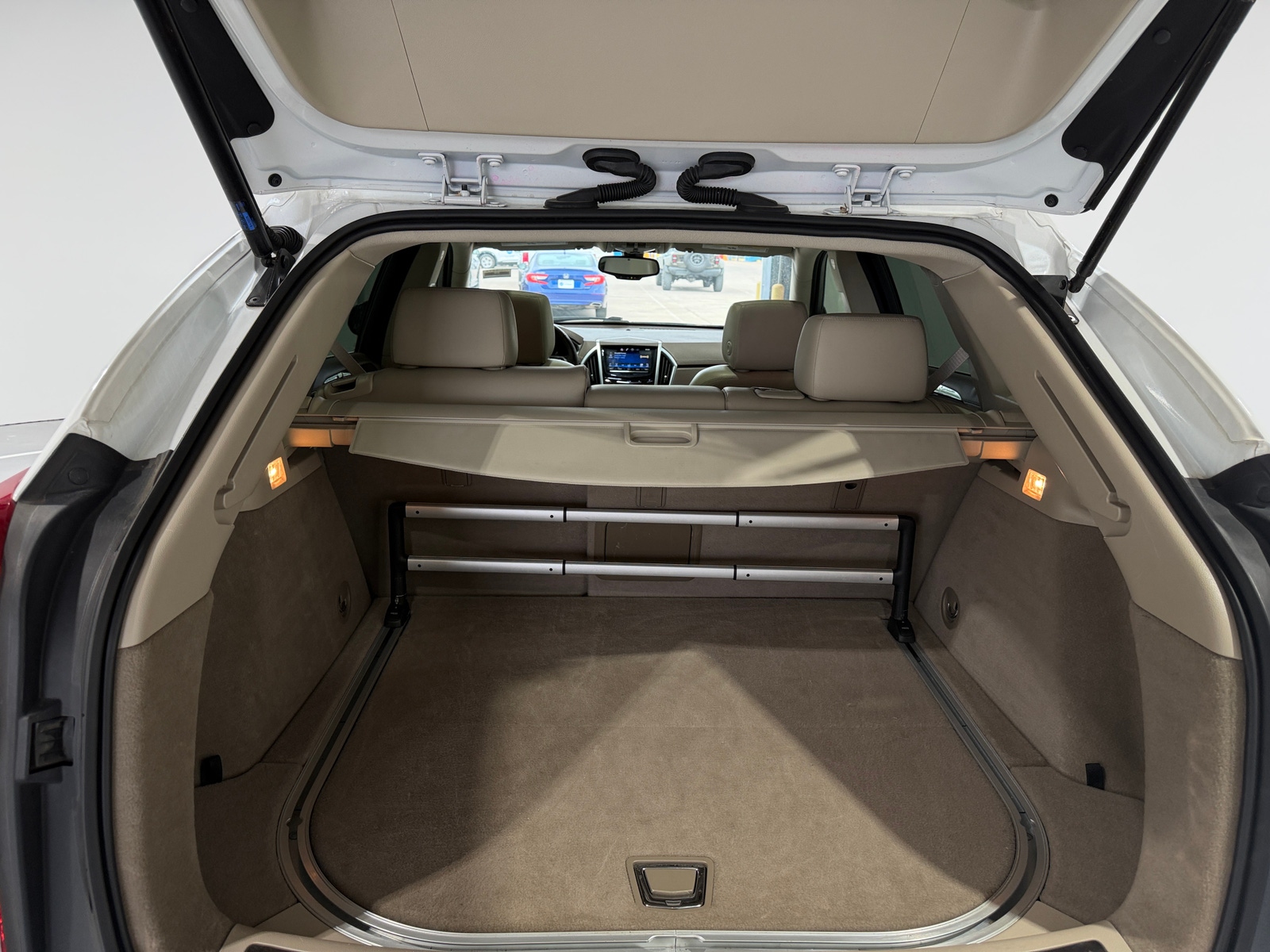 Thumbnail: 2015 Cadillac SRX - 6