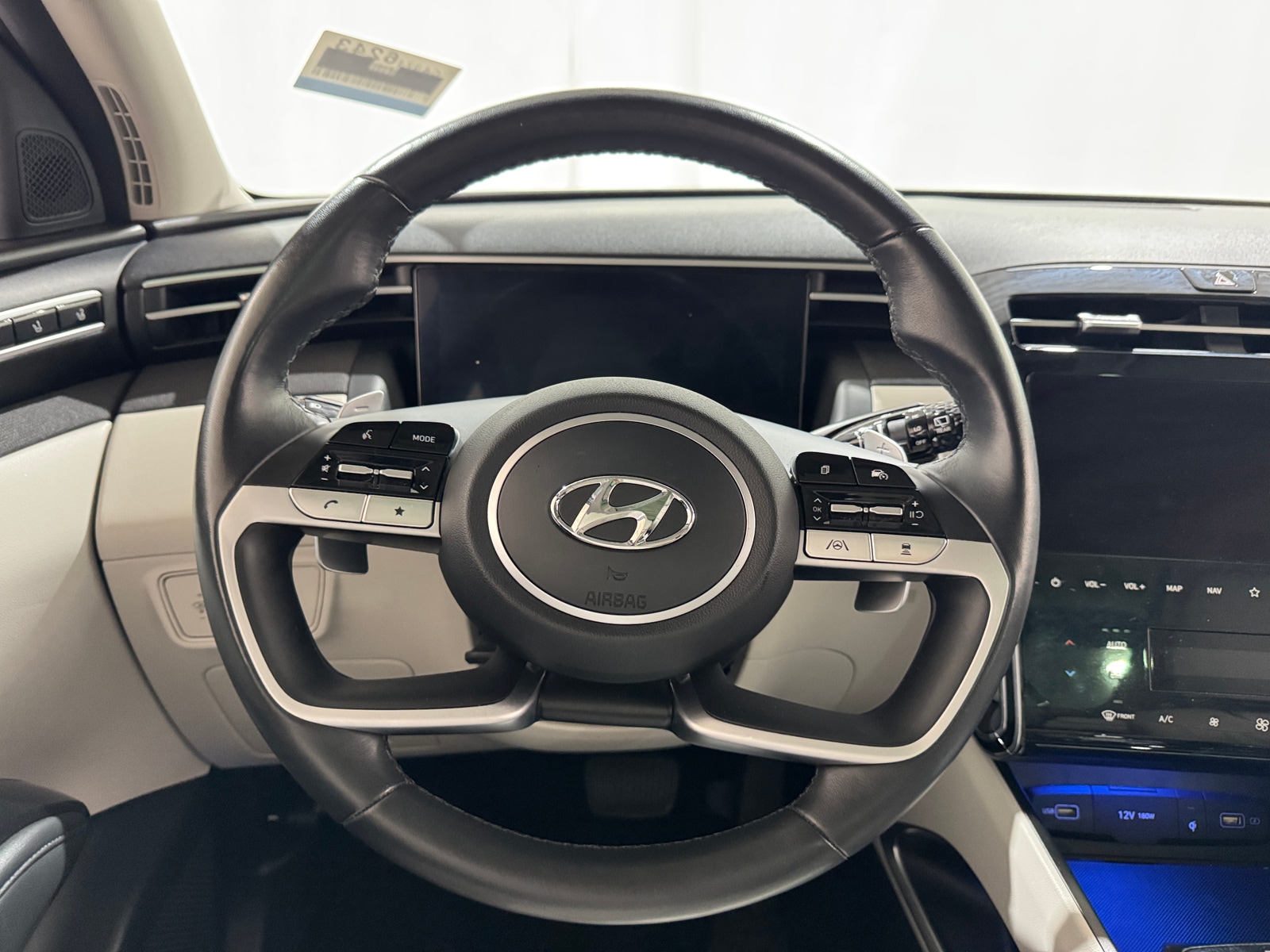 Thumbnail: 2023 Hyundai Tucson - 4
