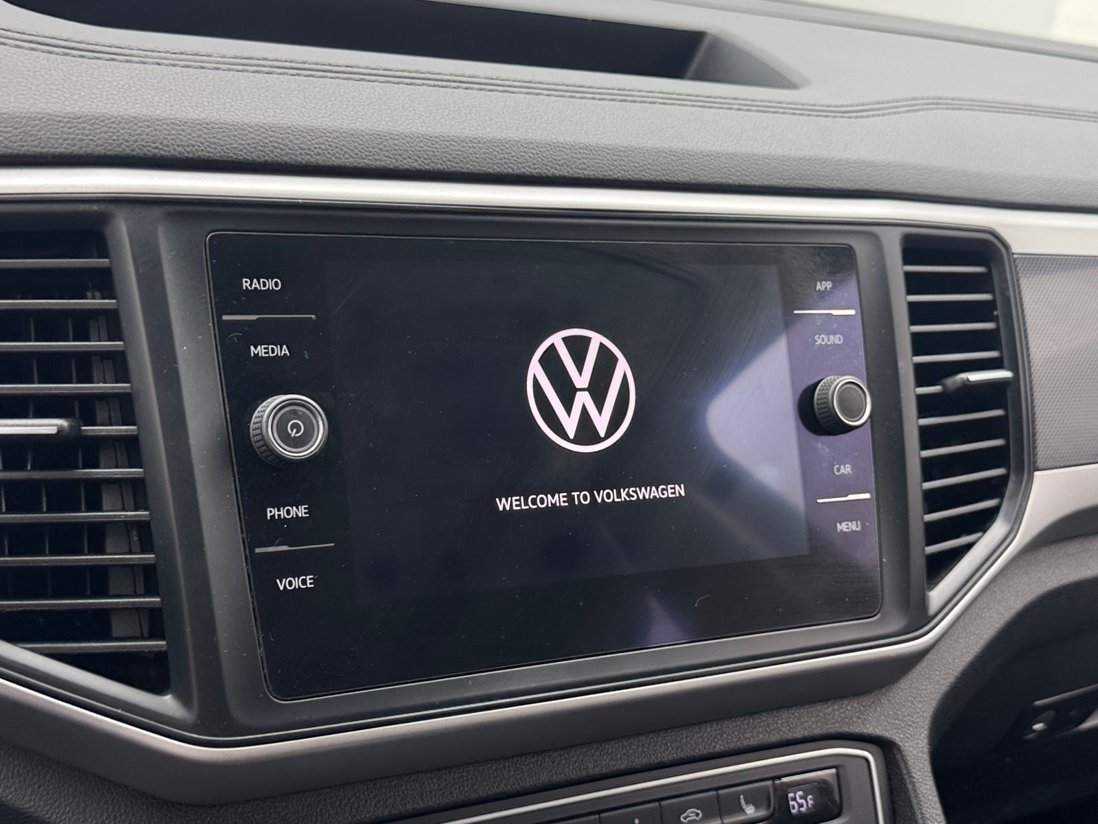 Thumbnail: 2021 Volkswagen Atlas - 3