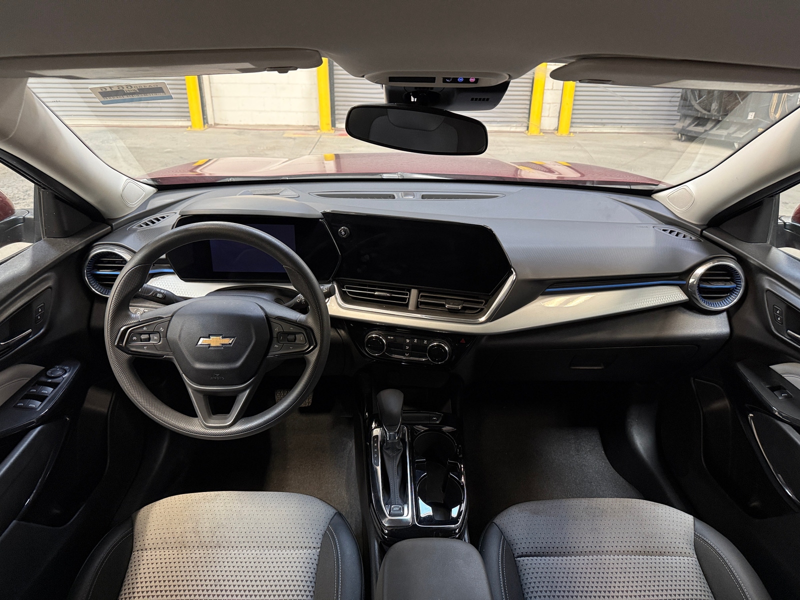 Thumbnail: 2025 Chevrolet Trax - 3